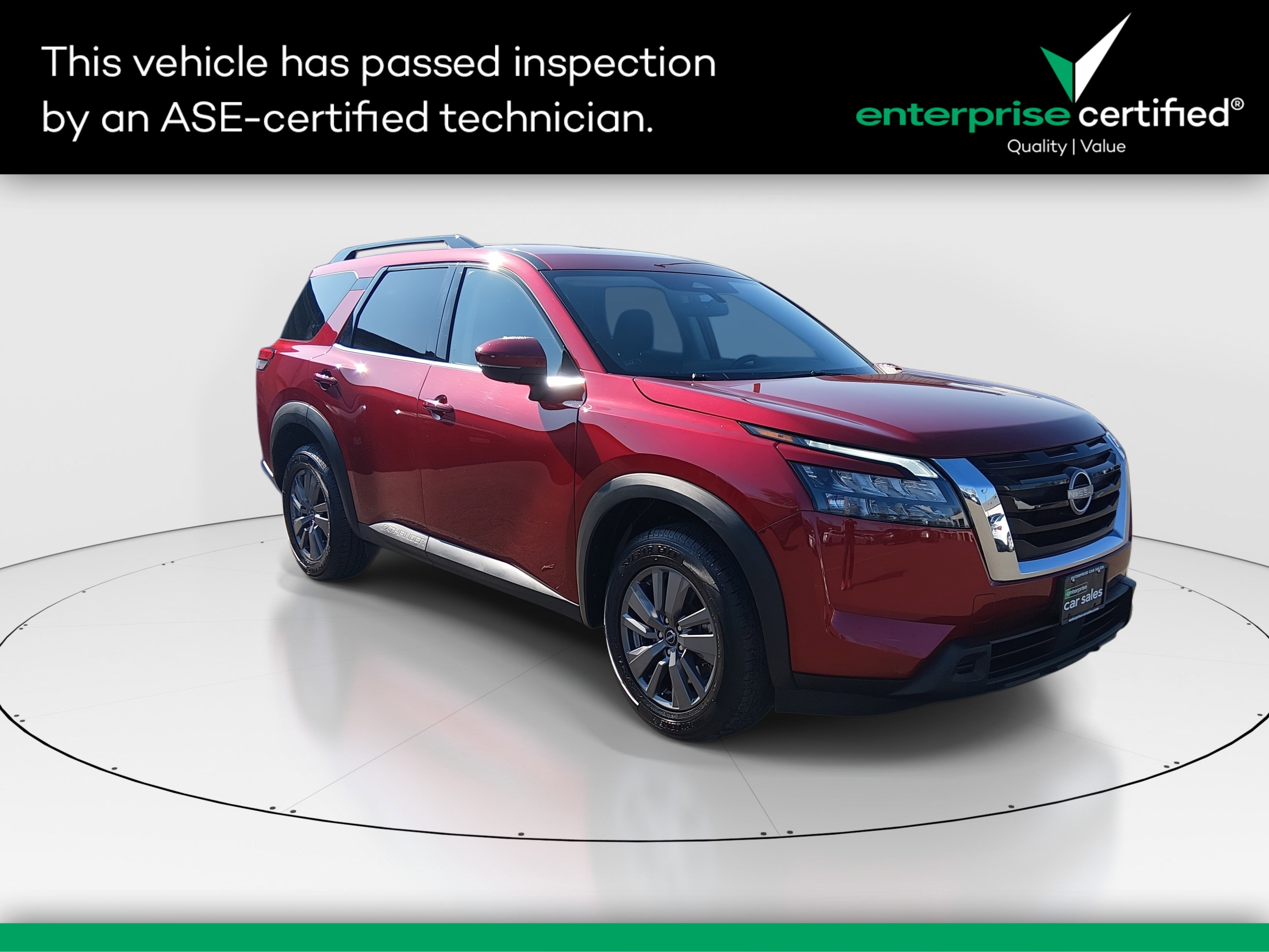 Used 2024 Nissan Pathfinder SV 4WD
