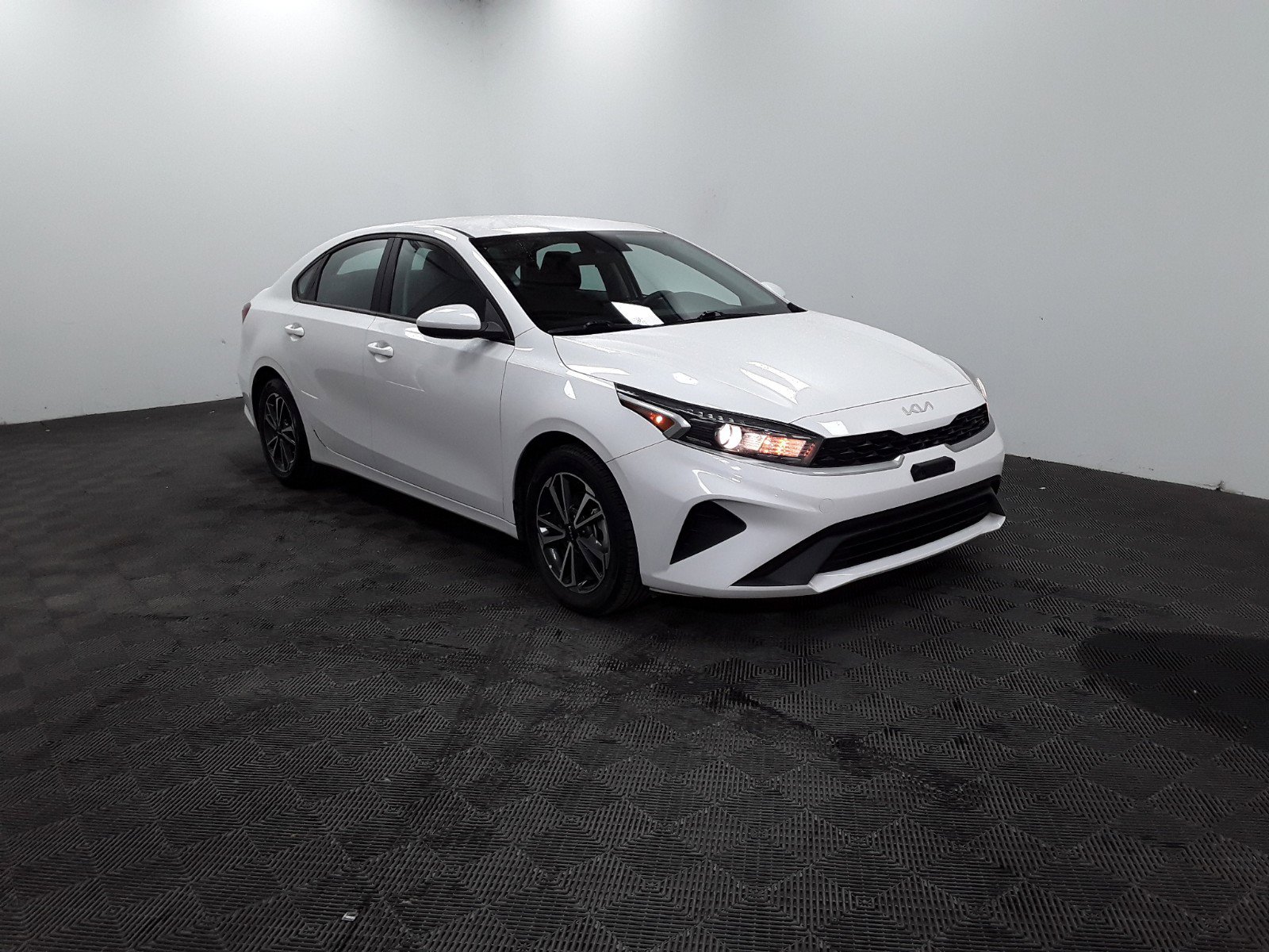 2022 Kia Forte LXS IVT