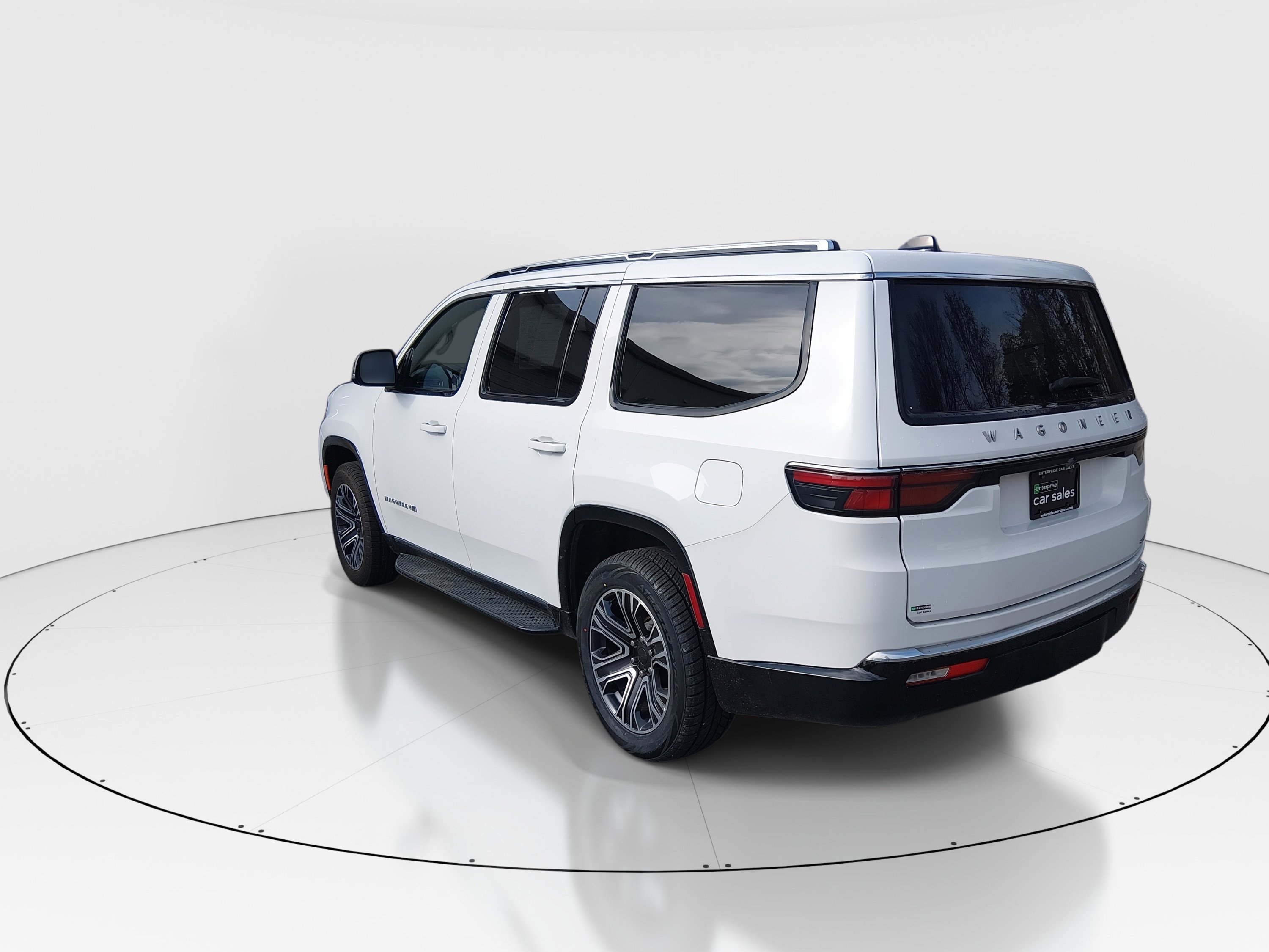 Image of Used 2024 Jeep Wagoneer Series II 4x2