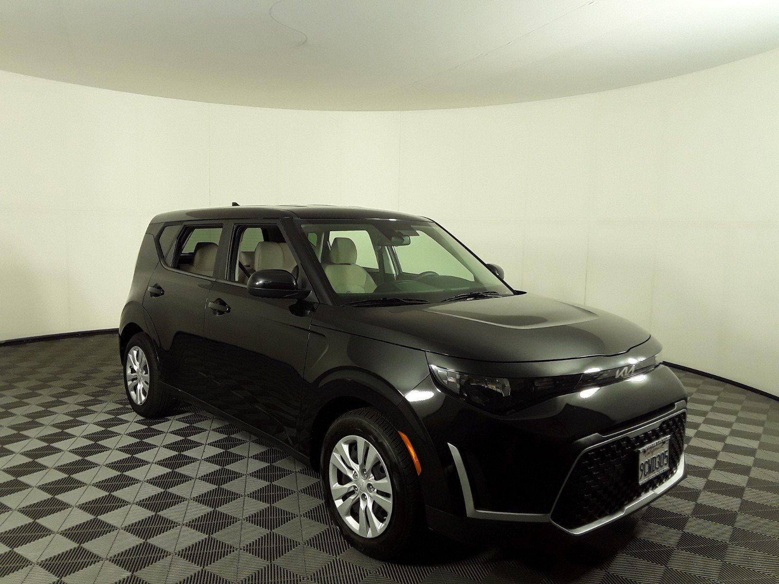 2023 Kia Soul LX IVT