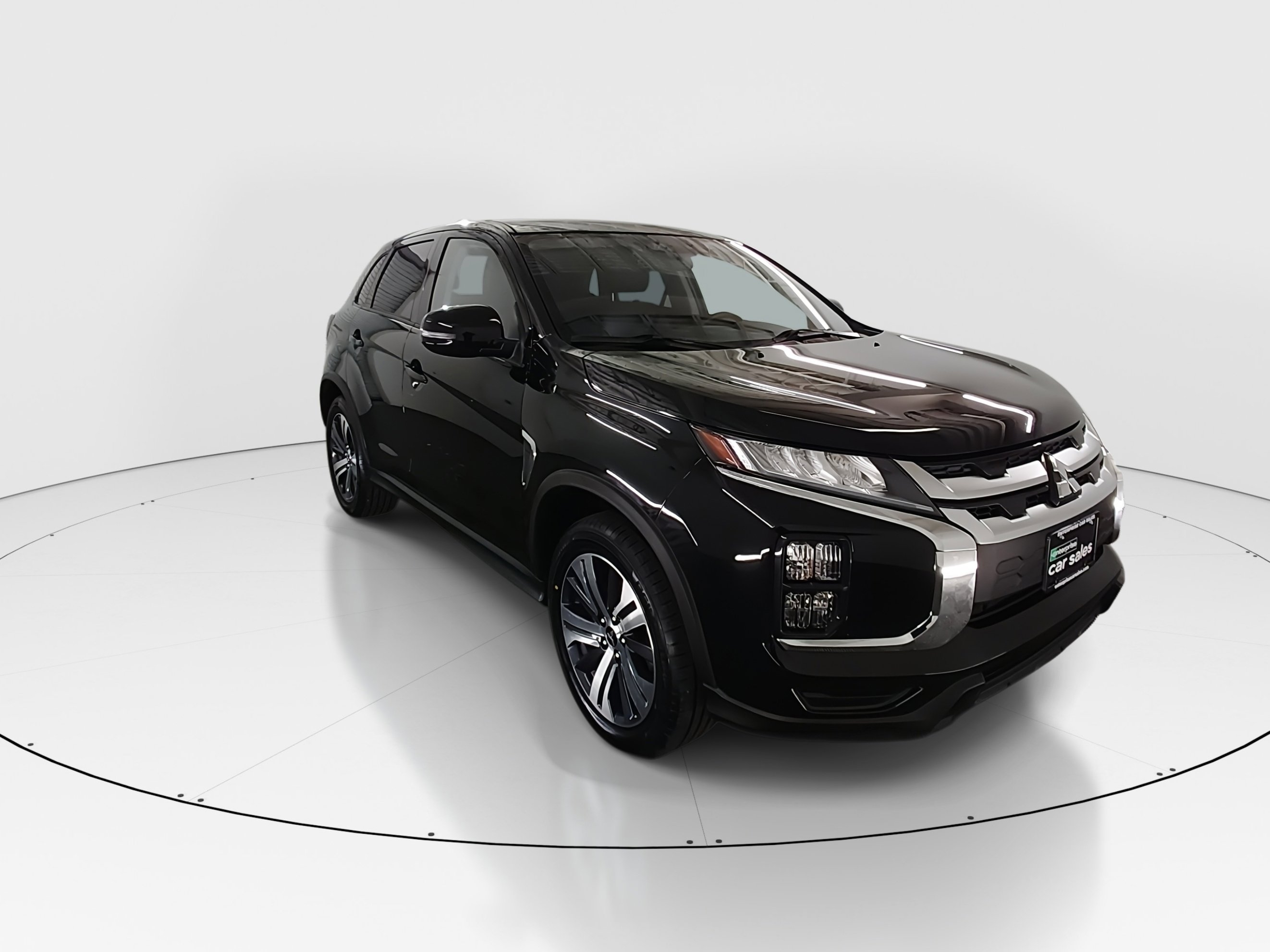 2024 Mitsubishi Outlander Sport SE's photo