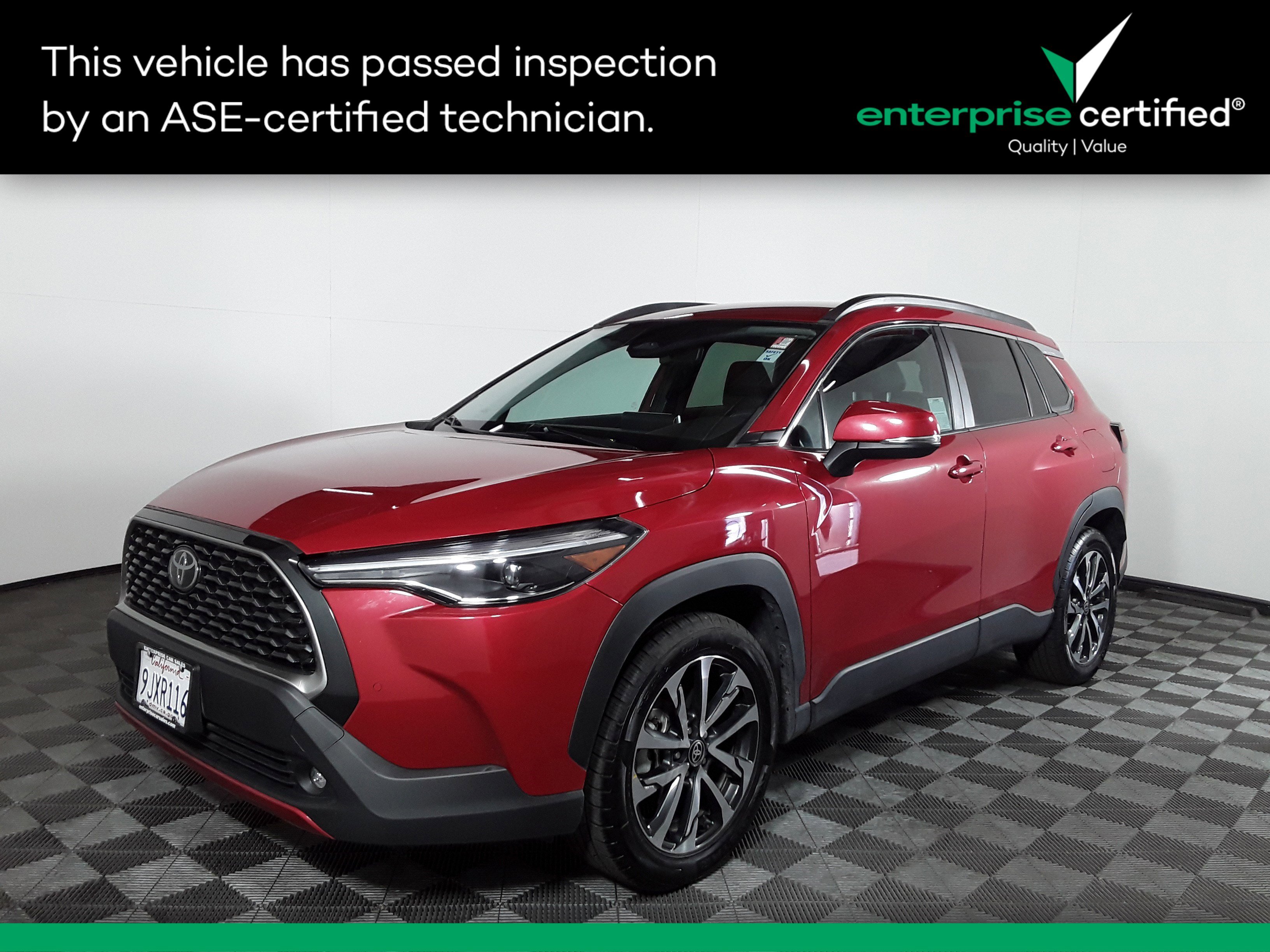 Used 2024 Toyota Corolla Cross XLE 4WD