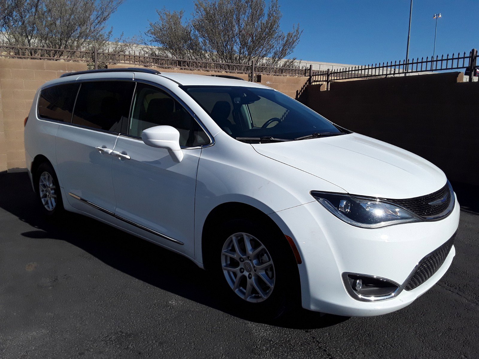 2020 Chrysler Pacifica Touring L FWD