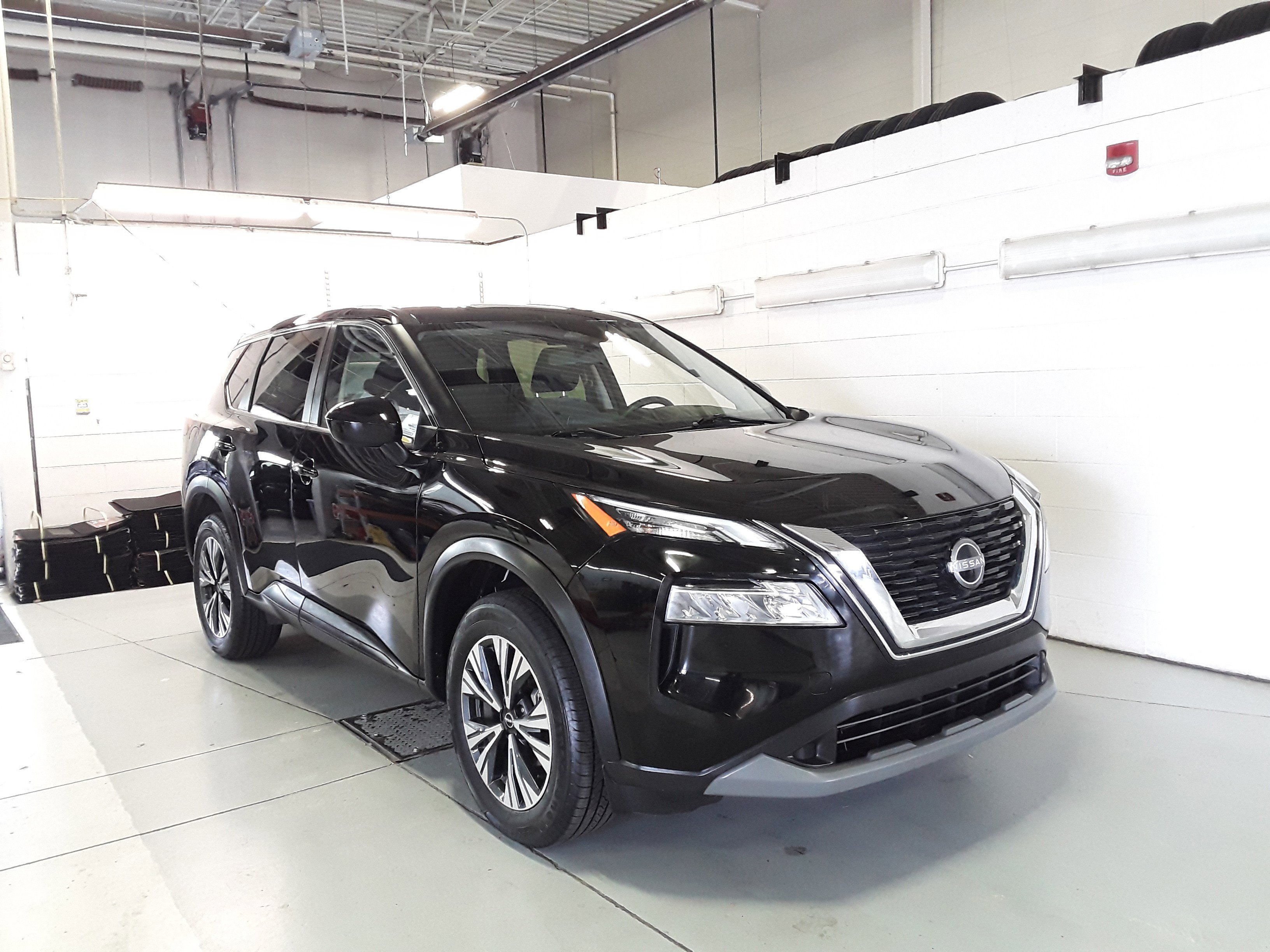 2023 Nissan Rogue AWD SV