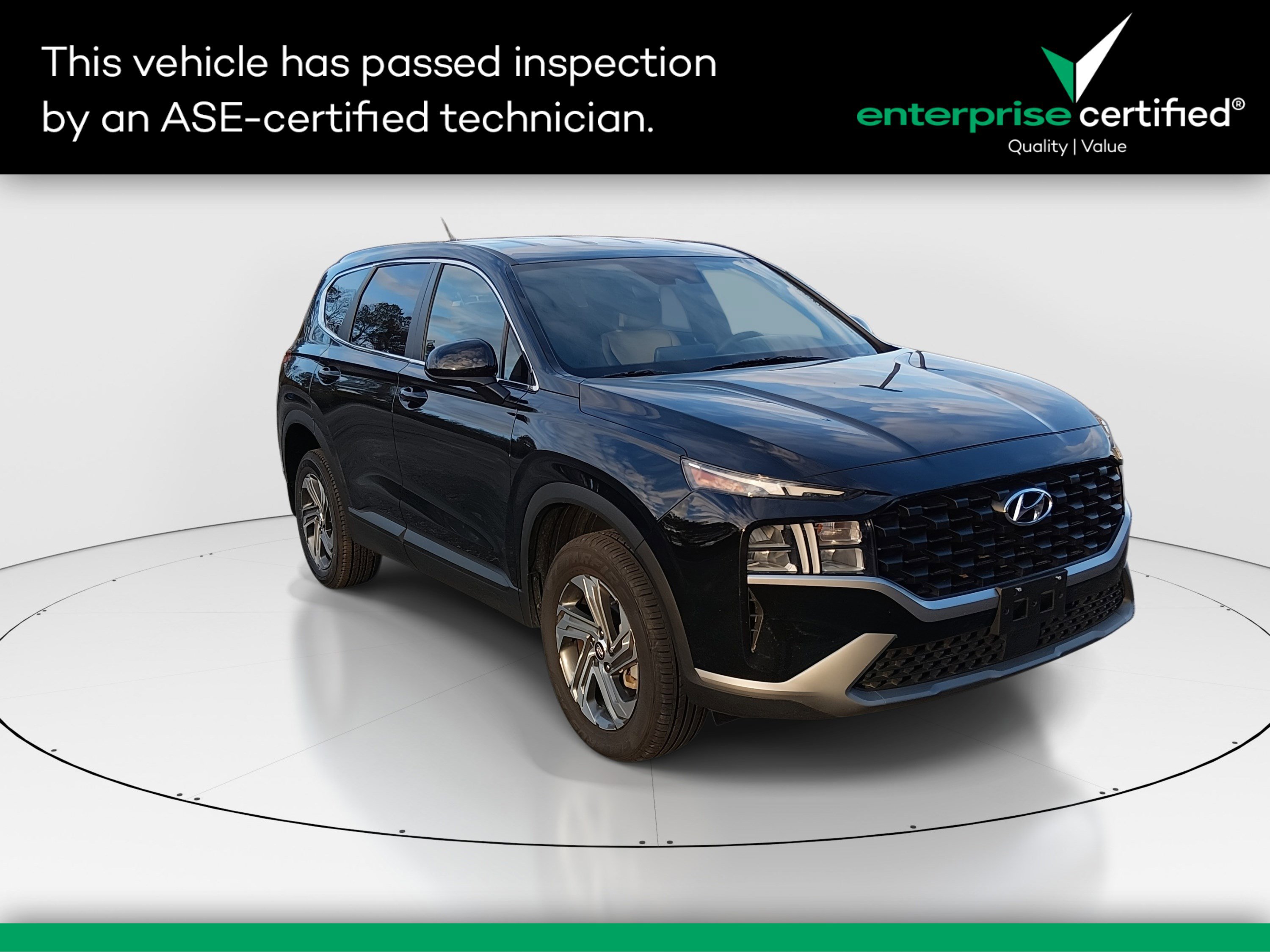 2023 Hyundai Santa Fe SE's photo