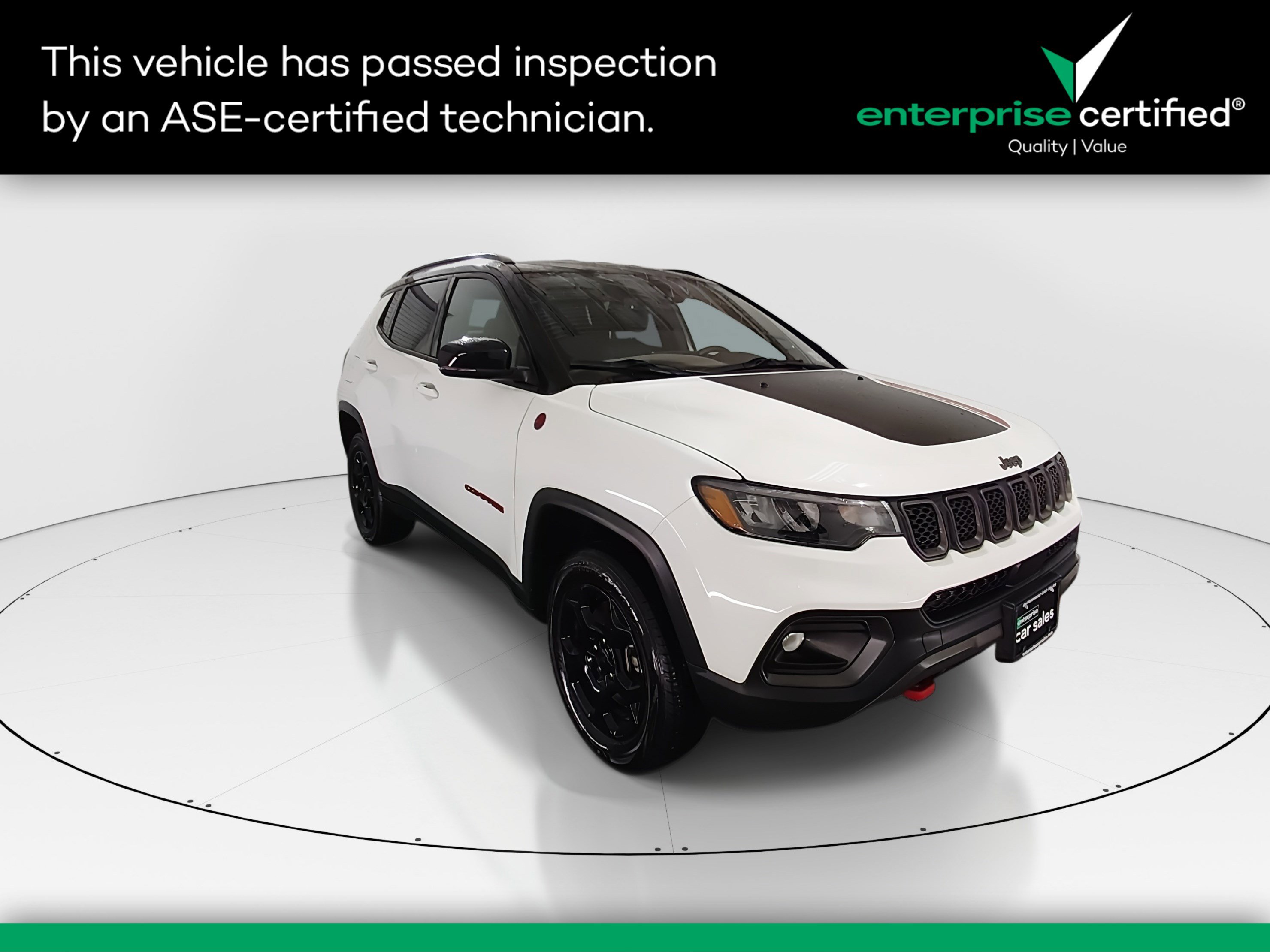 2024 Jeep Compass Trailhawk's photo