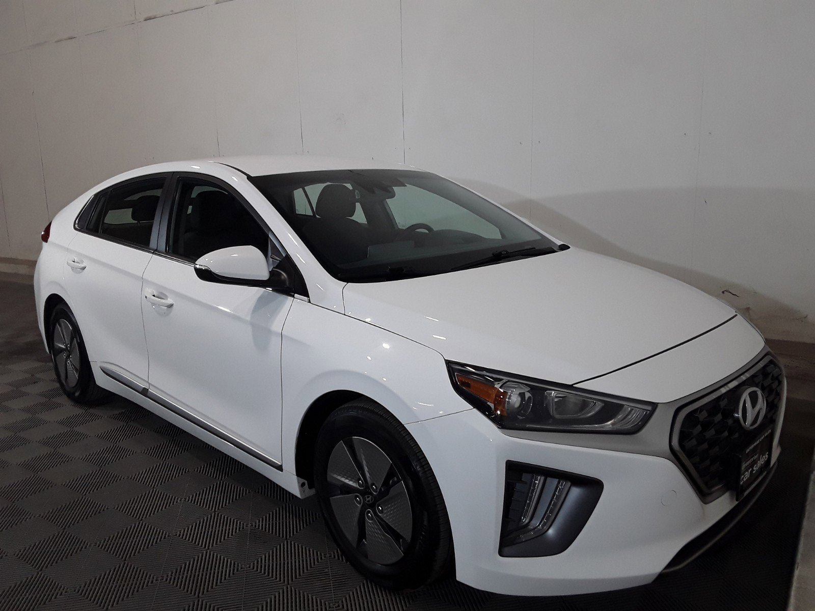 2021 Hyundai Ioniq Hybrid SE Hatchback