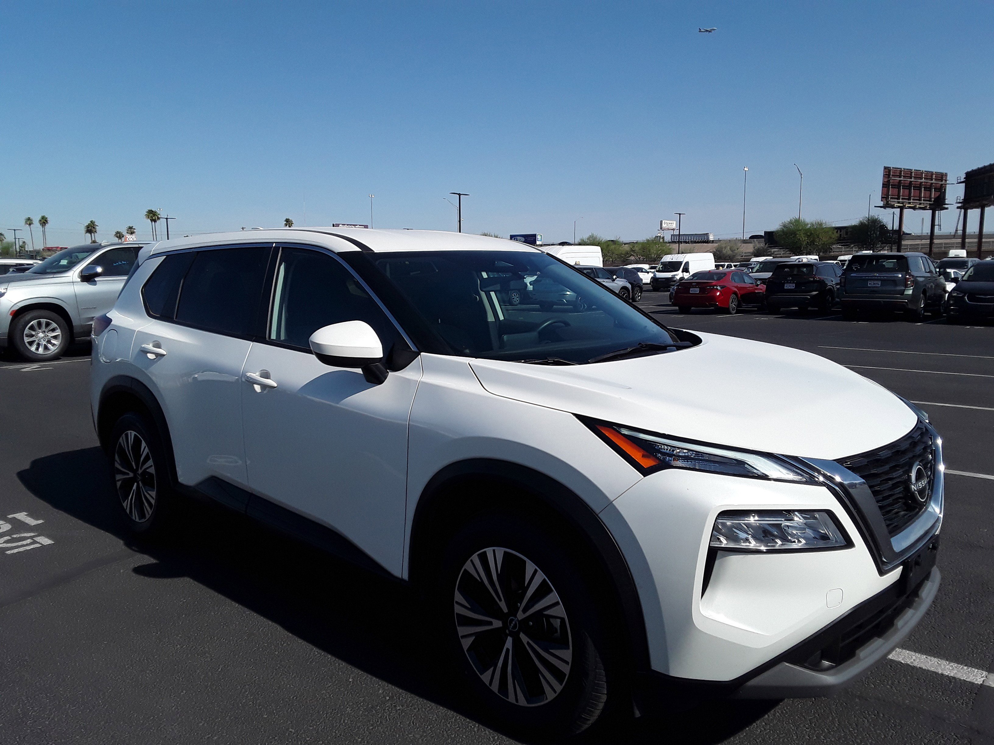 2023 Nissan Rogue FWD SV