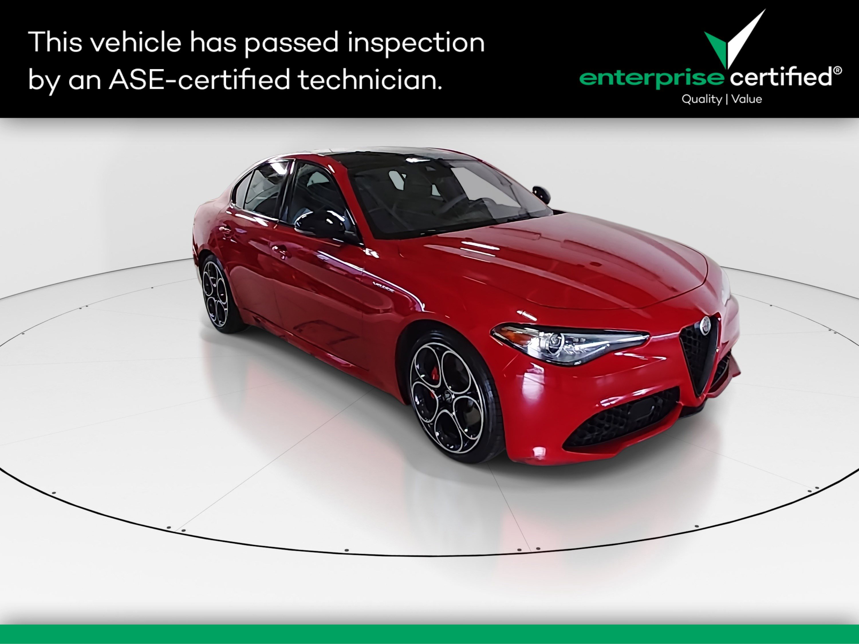 2023 Alfa Romeo Giulia Veloce's photo