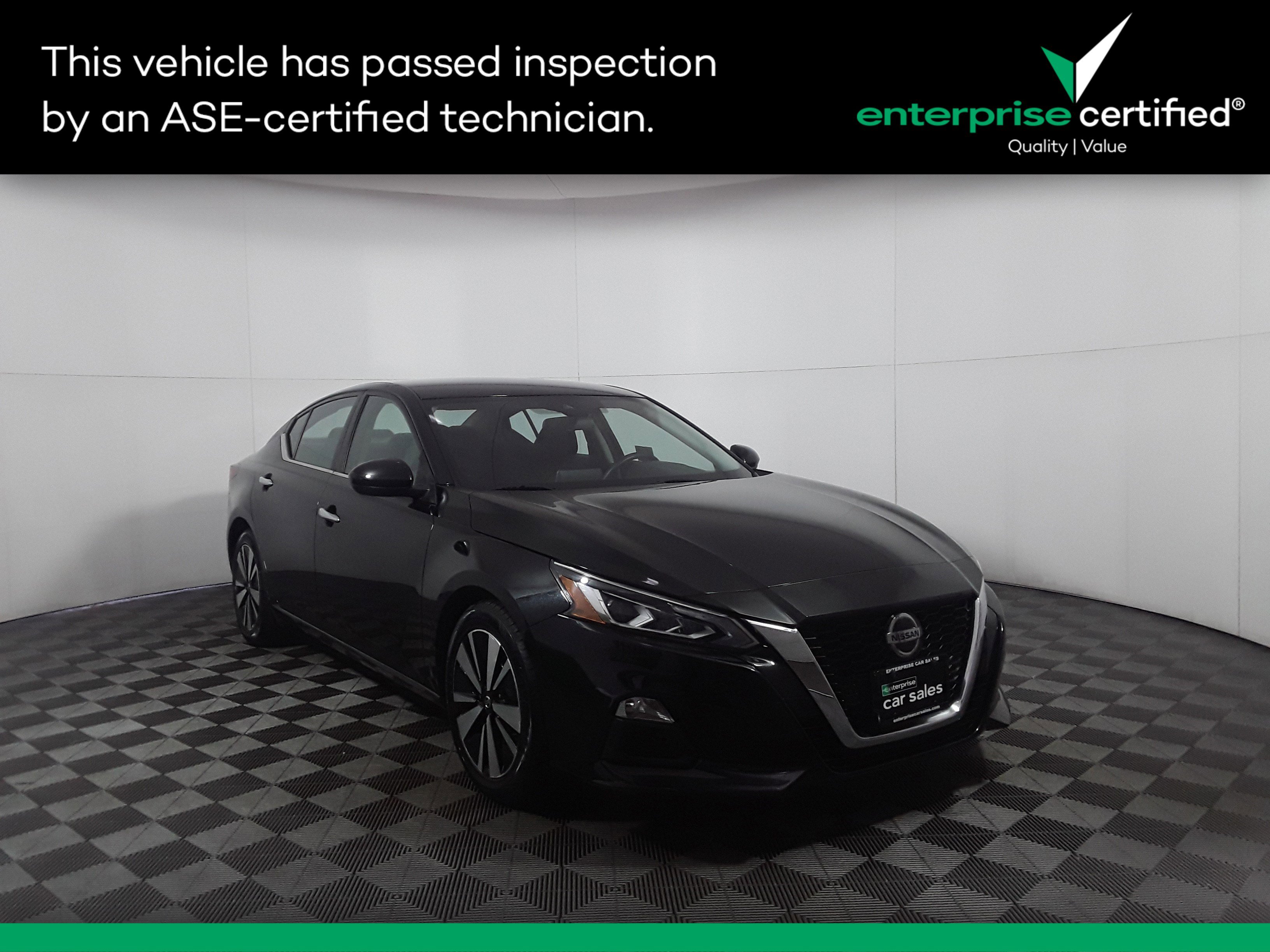 2022 Nissan Altima SV's photo