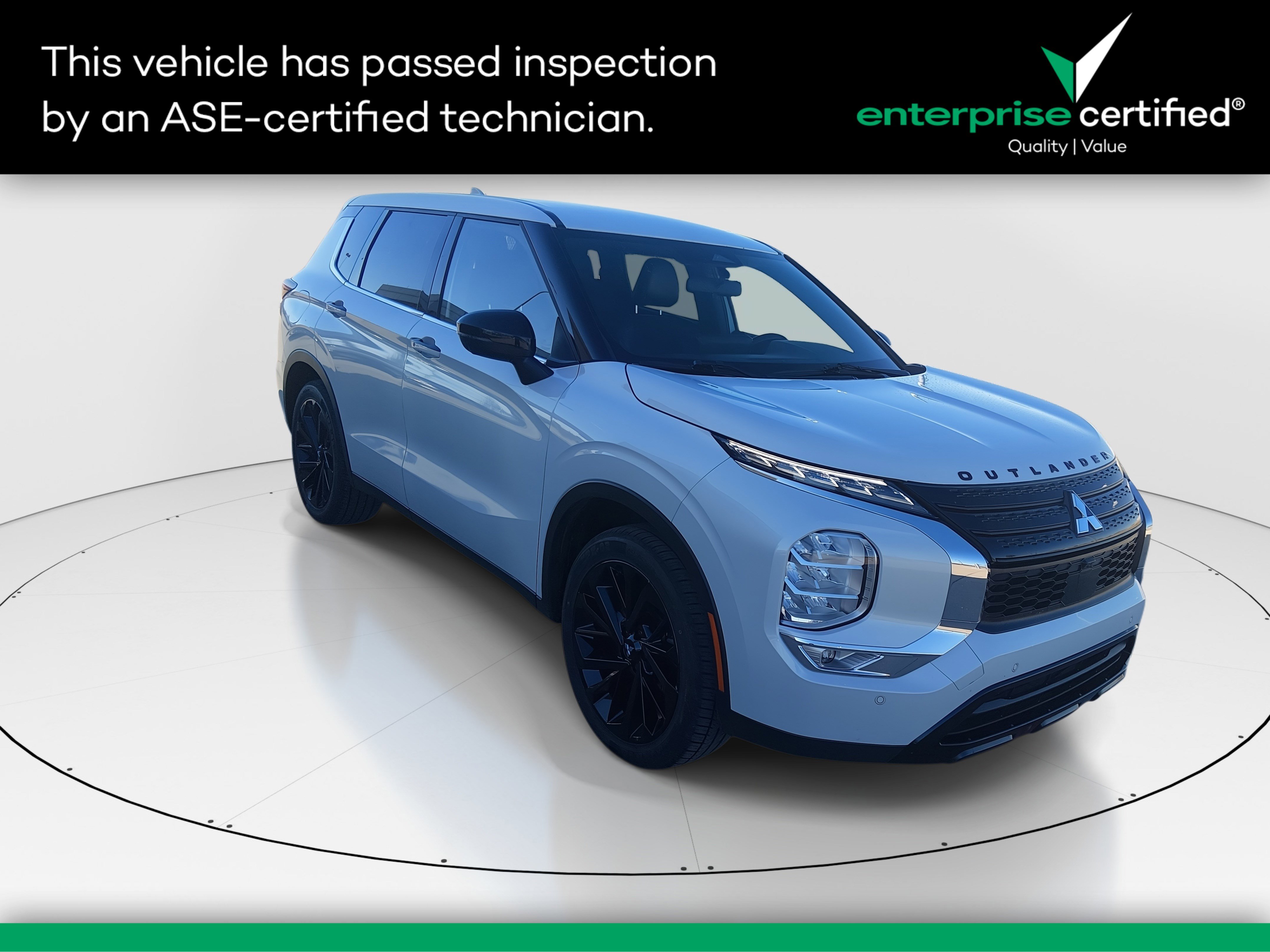 2023 Mitsubishi Outlander SEL Black Edition's photo