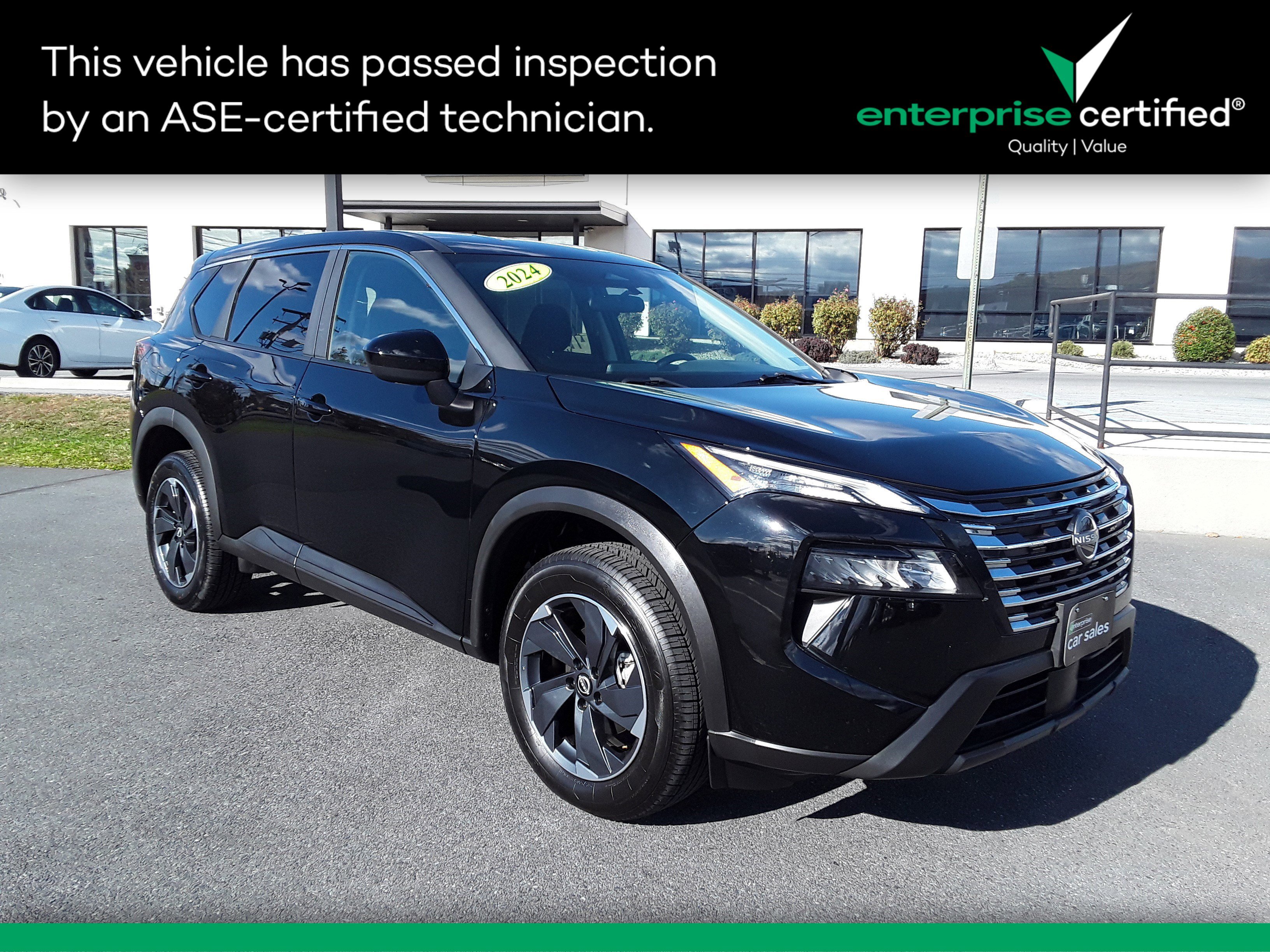 Used 2024 Nissan Rogue AWD SV