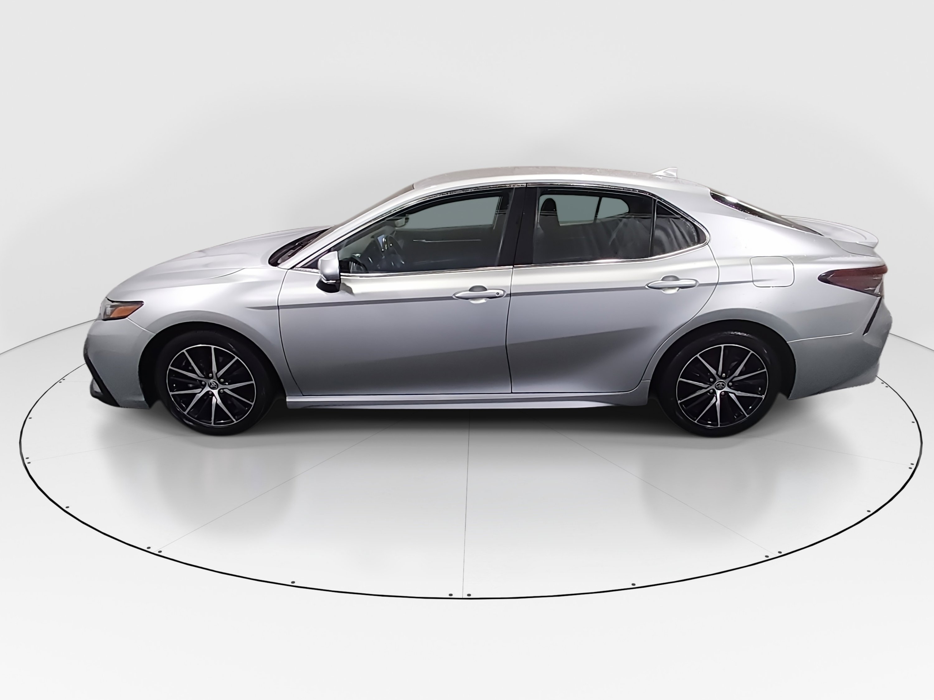 Image of Used 2022 Toyota Camry SE Auto