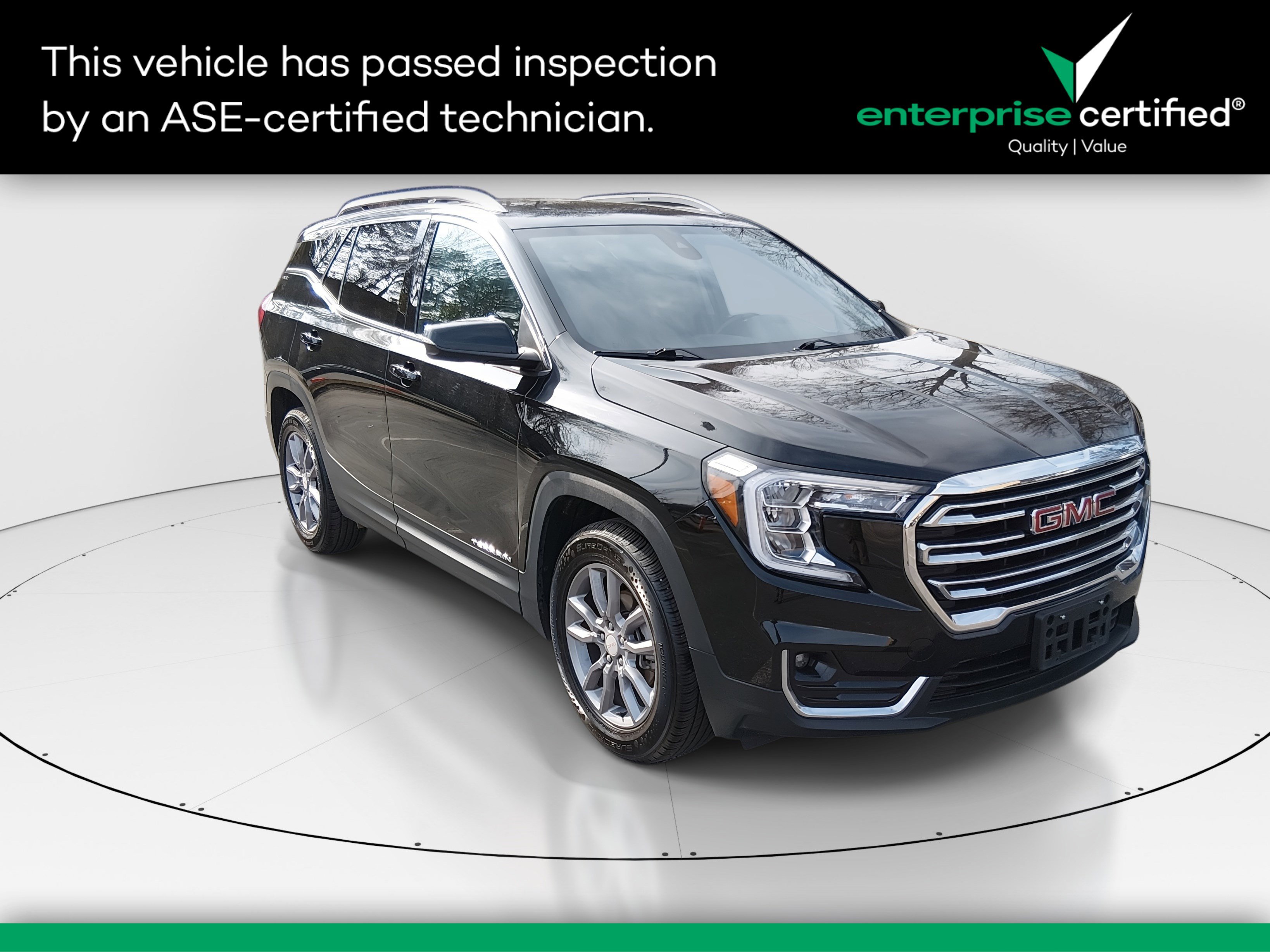 2024 GMC Terrain SLT's photo