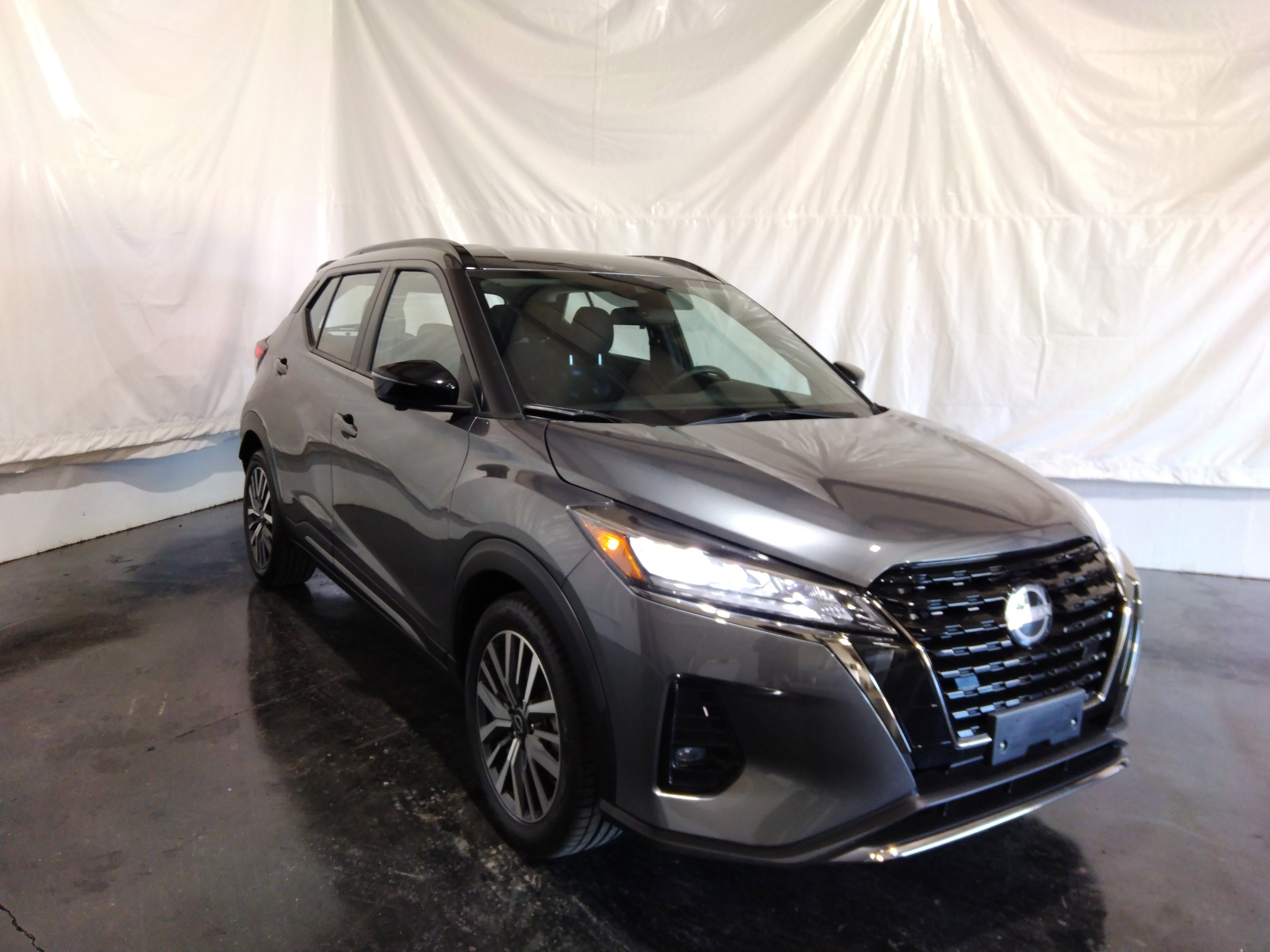 2024 Nissan Kicks SR FWD