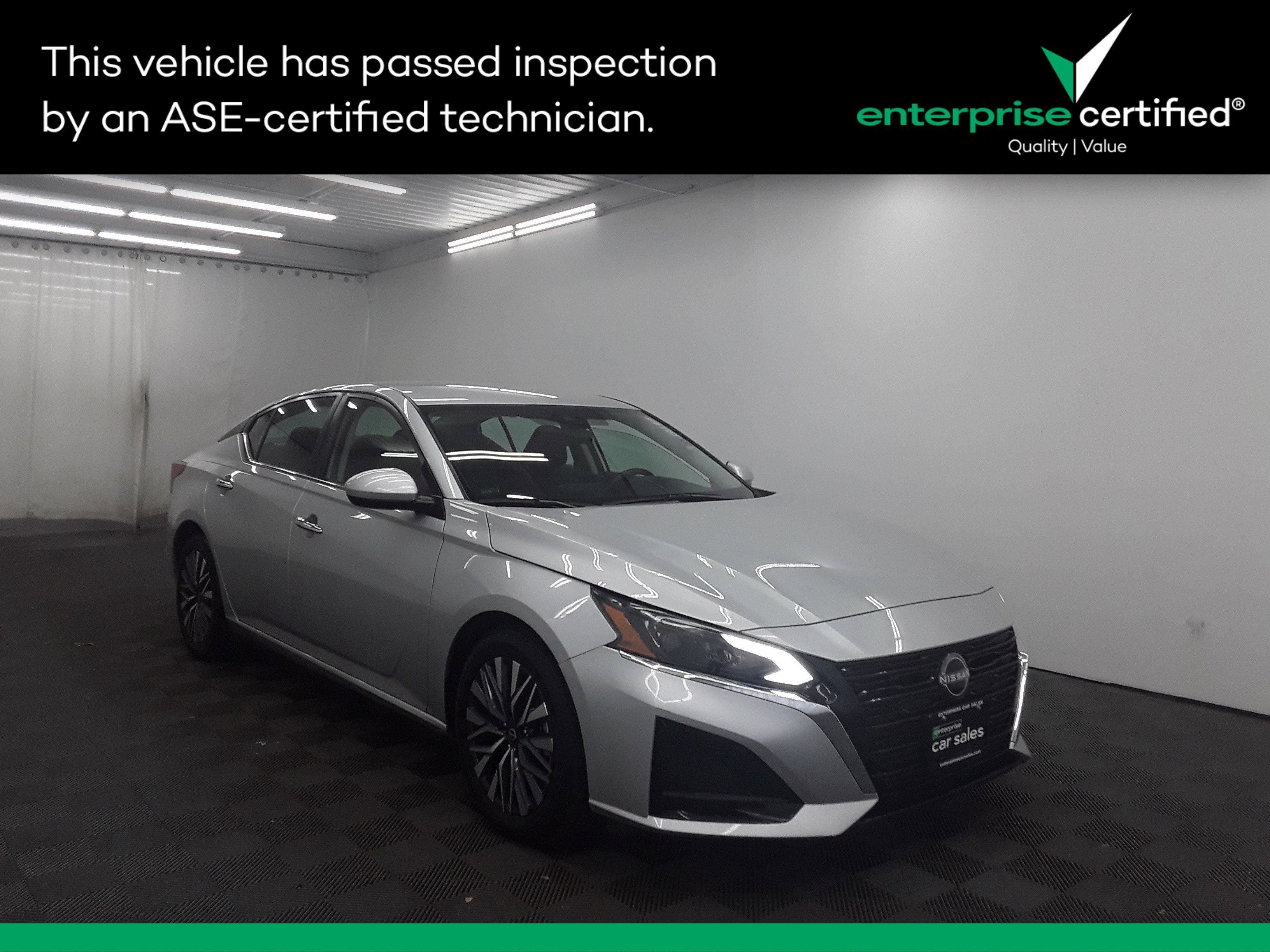 Used 2023 Nissan Altima 2.5 SV Sedan