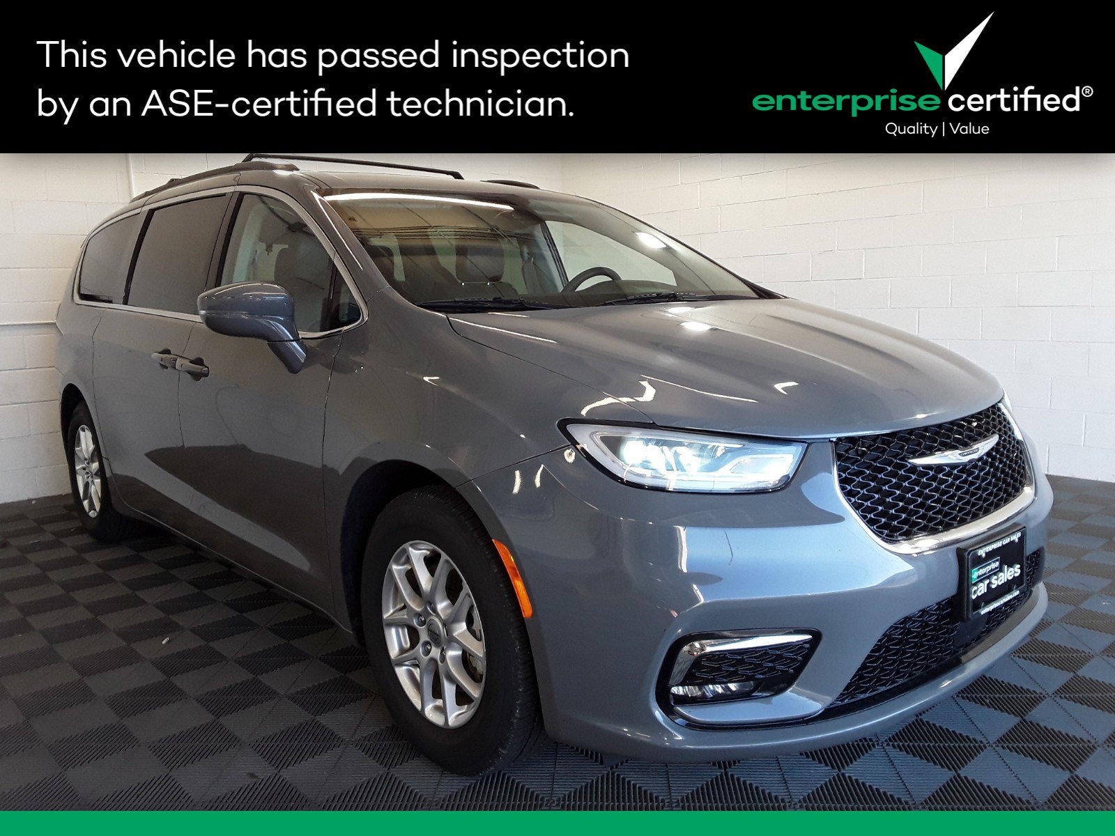 Used 2022 Chrysler Pacifica Touring L FWD