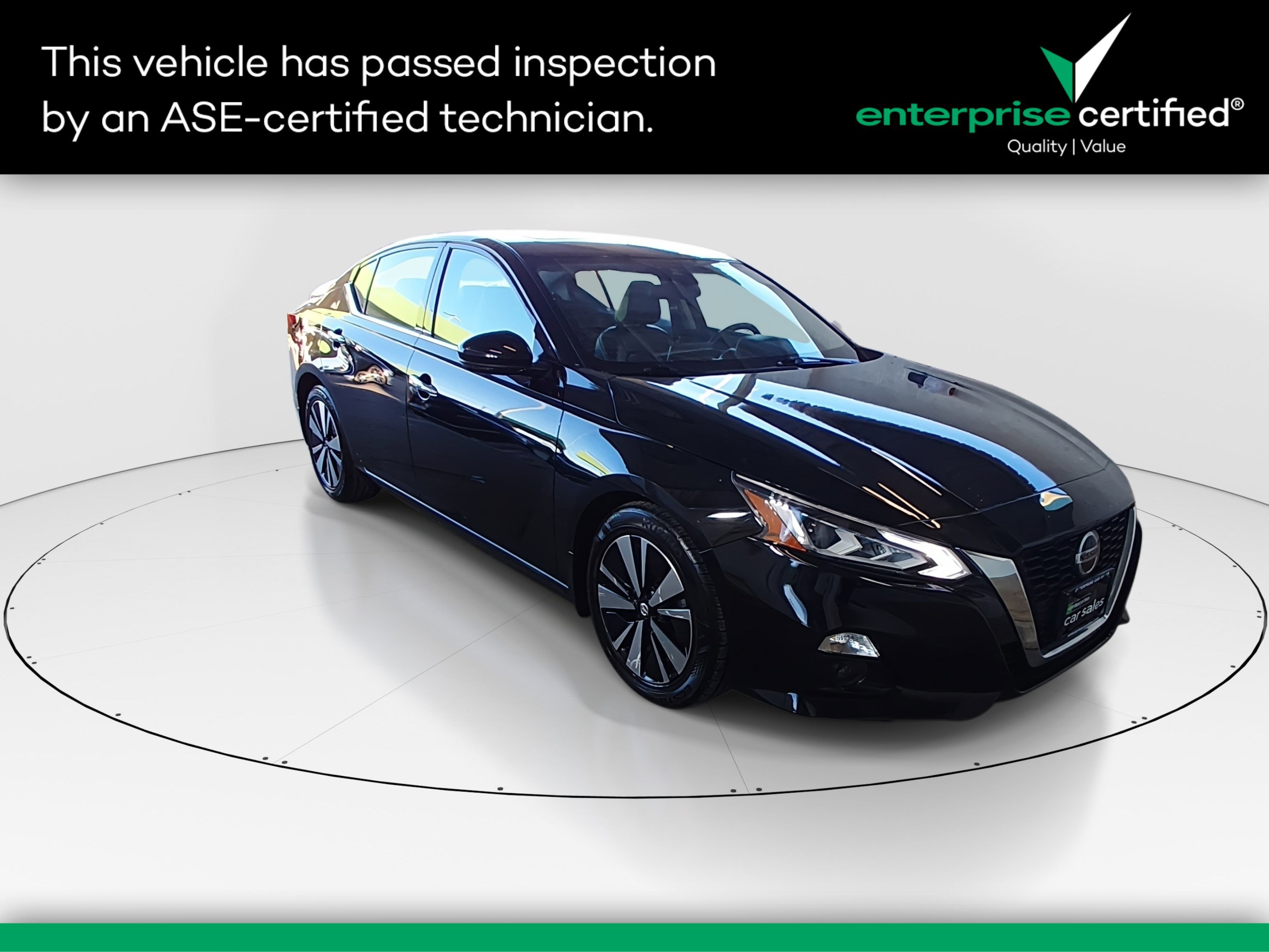 2022 Nissan Altima SL's photo