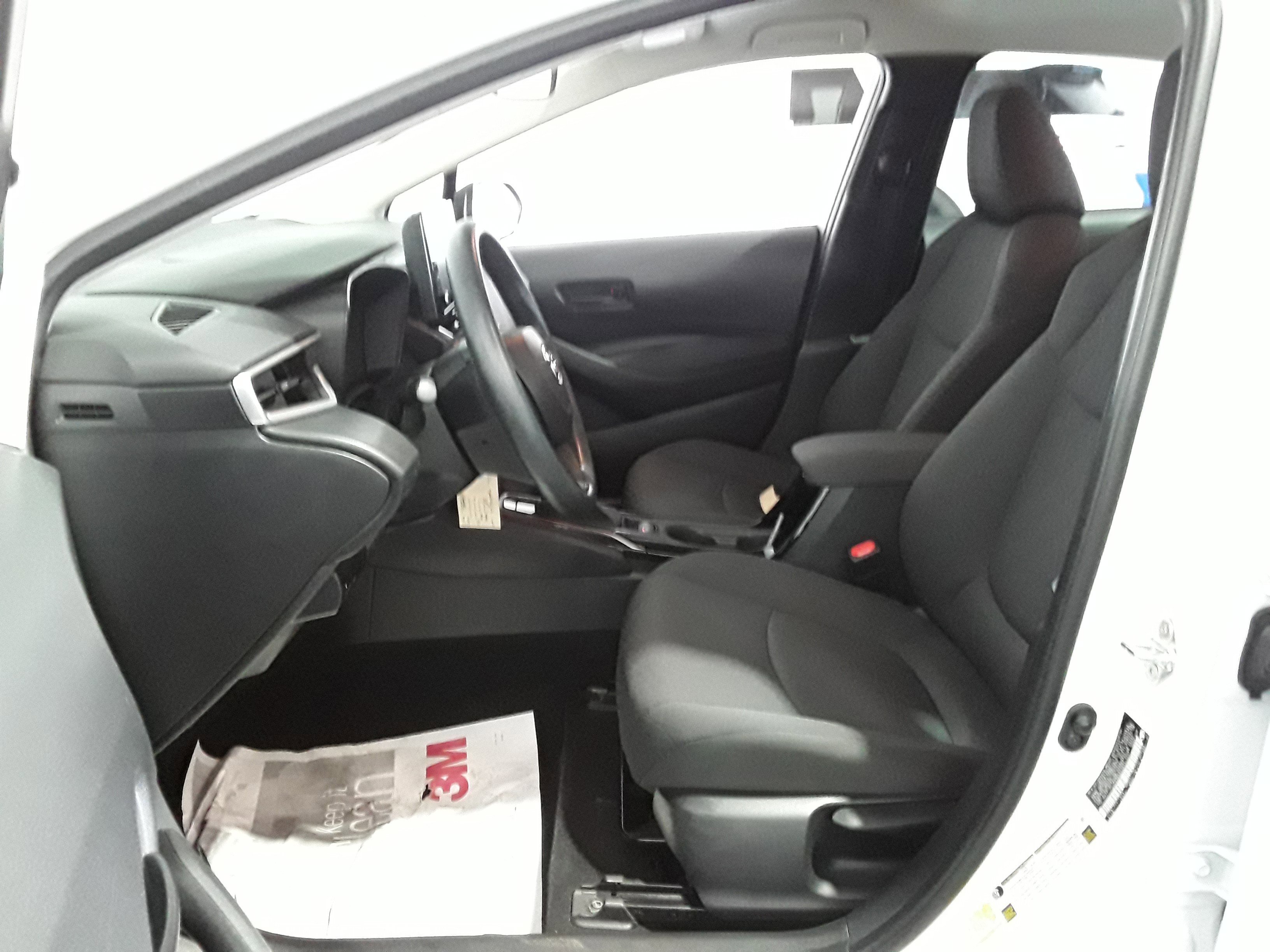 Image 9 of Used 2022 Toyota Corolla LE CVT