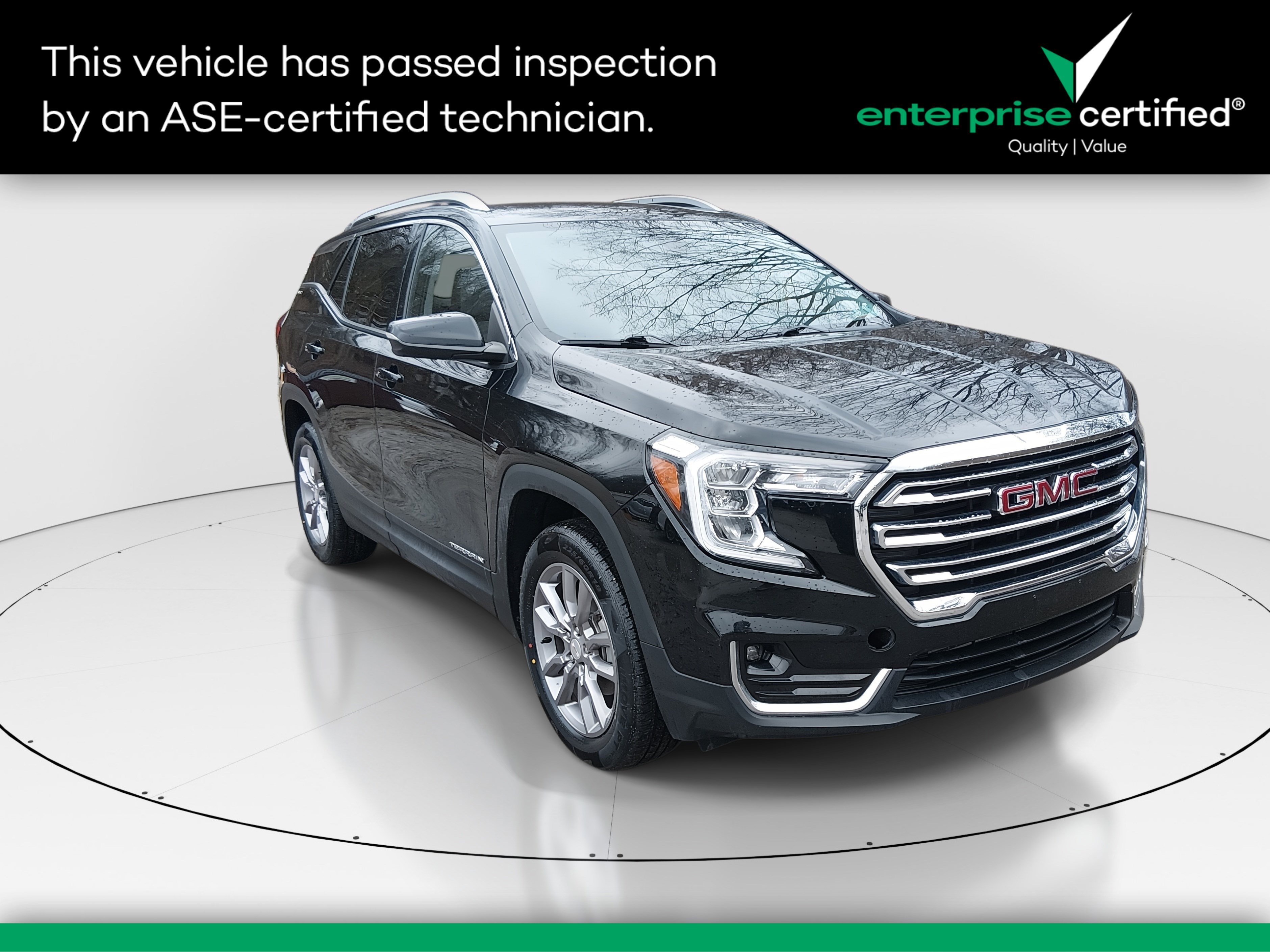 2023 GMC Terrain SLT's photo