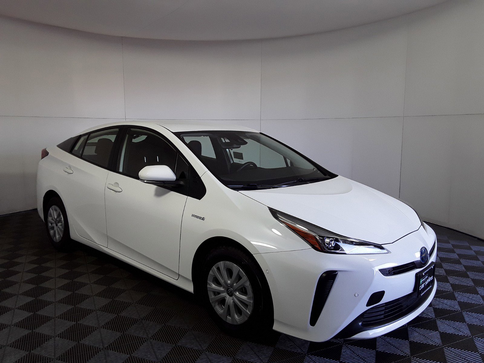 2022 Toyota Prius LE