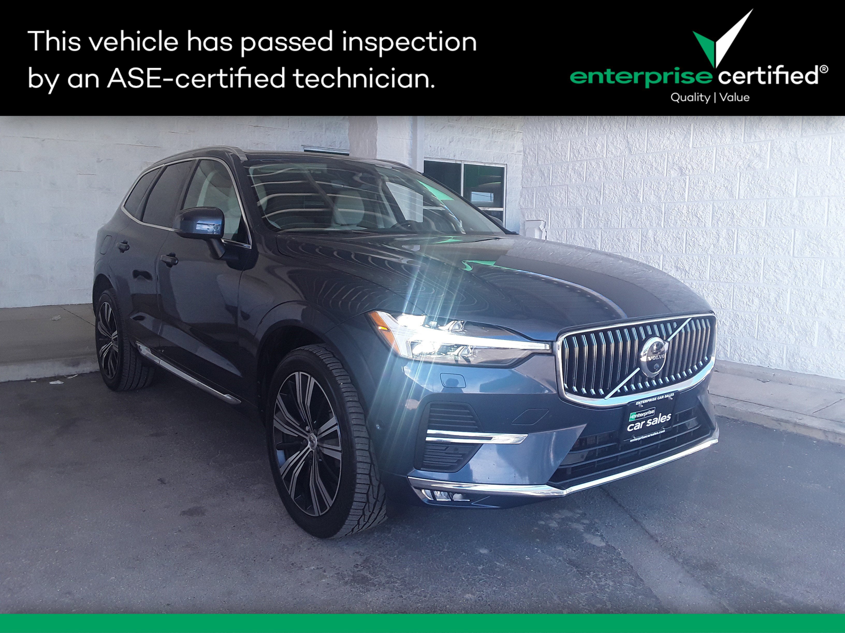 2023 Volvo XC60 B5 FWD Plus Bright Theme