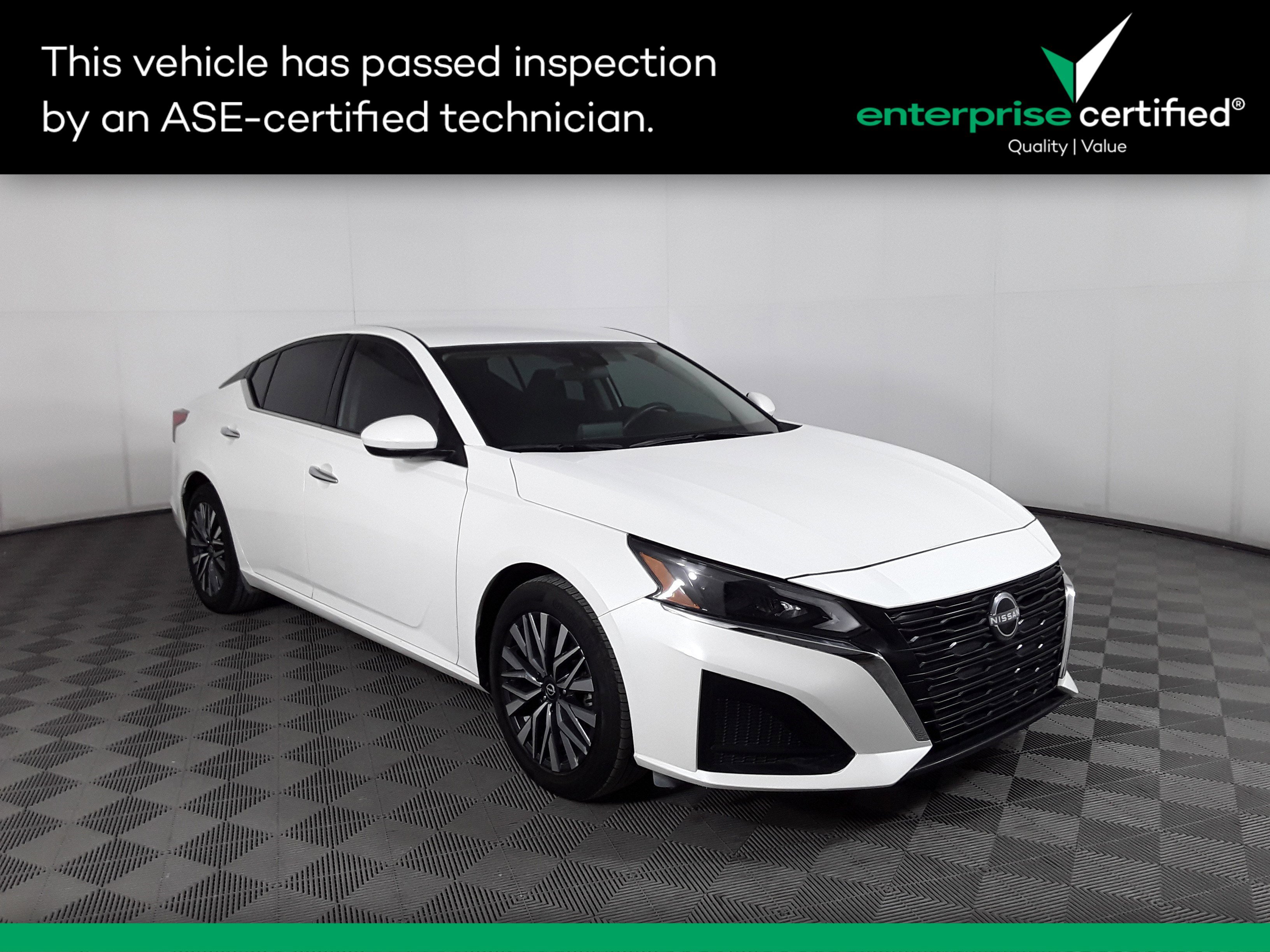 Used 2023 Nissan Altima 2.5 SV Sedan