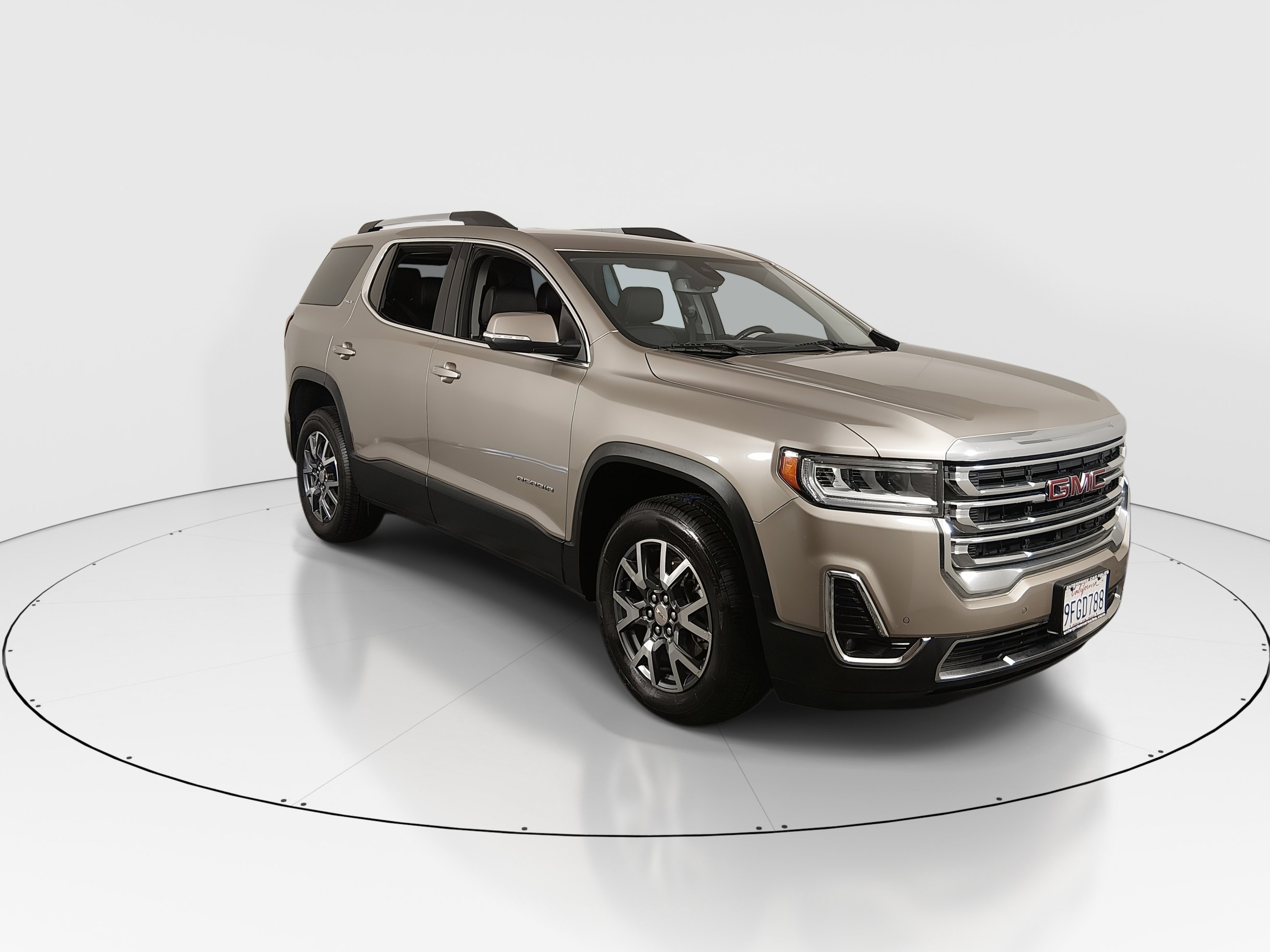 2023 GMC Acadia SLT's photo