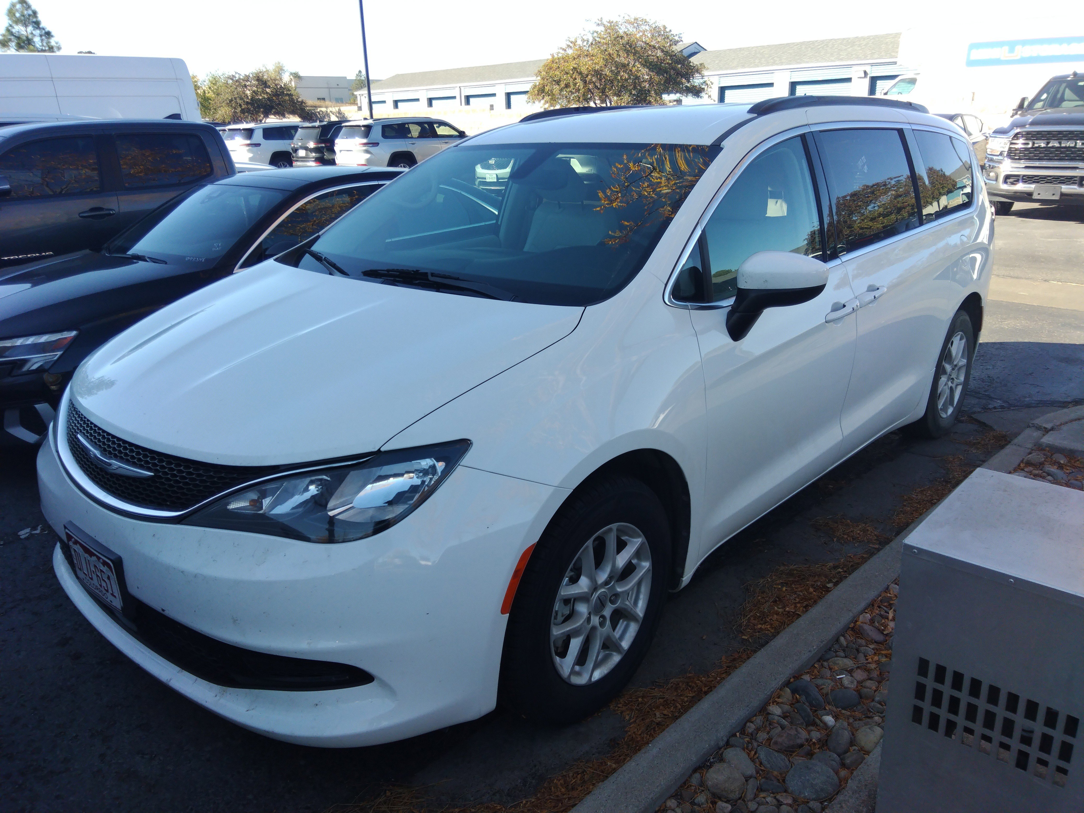 Used 2021 Chrysler Voyager LXI FWD