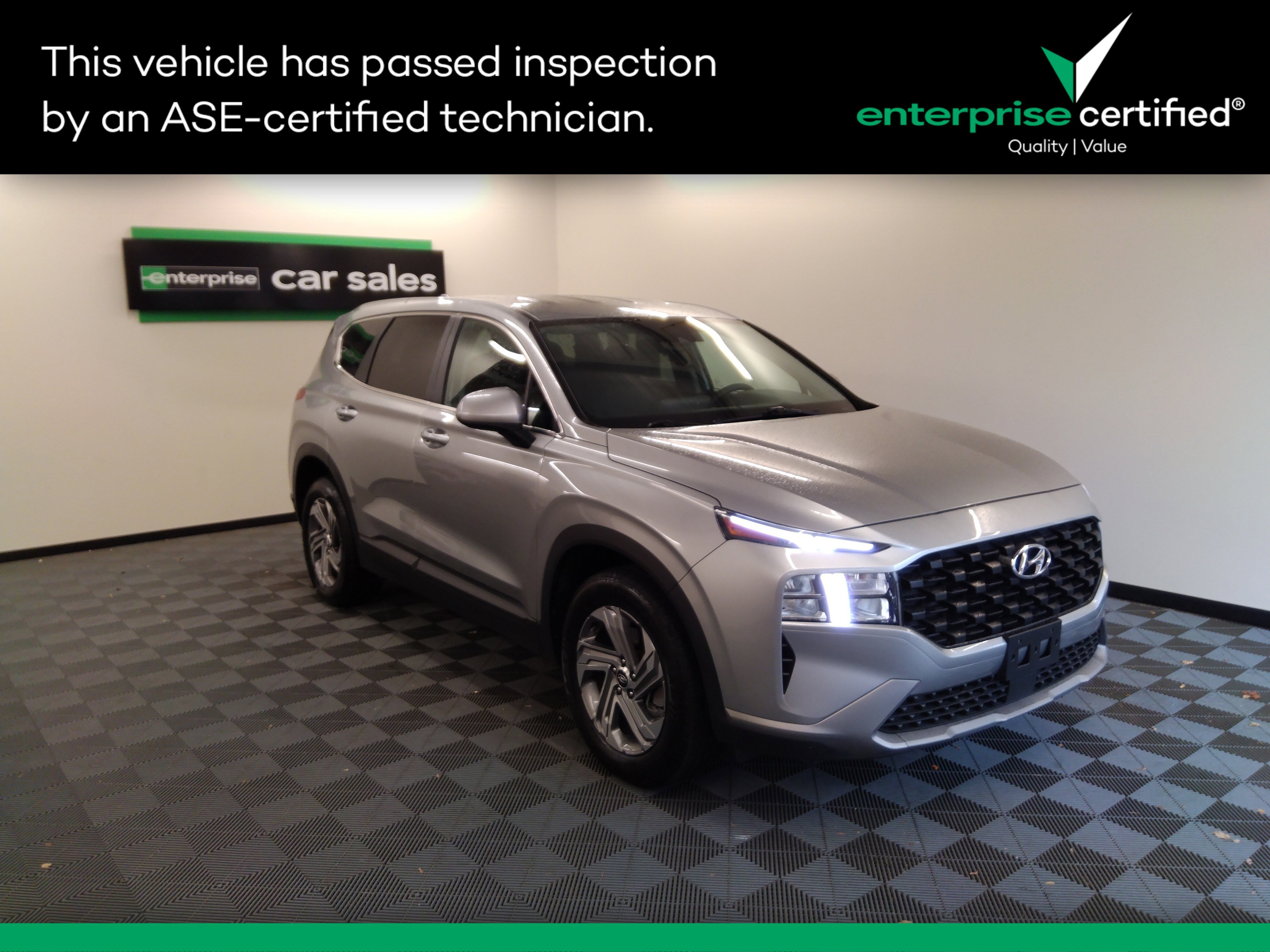 Used 2023 Hyundai Santa Fe SE FWD