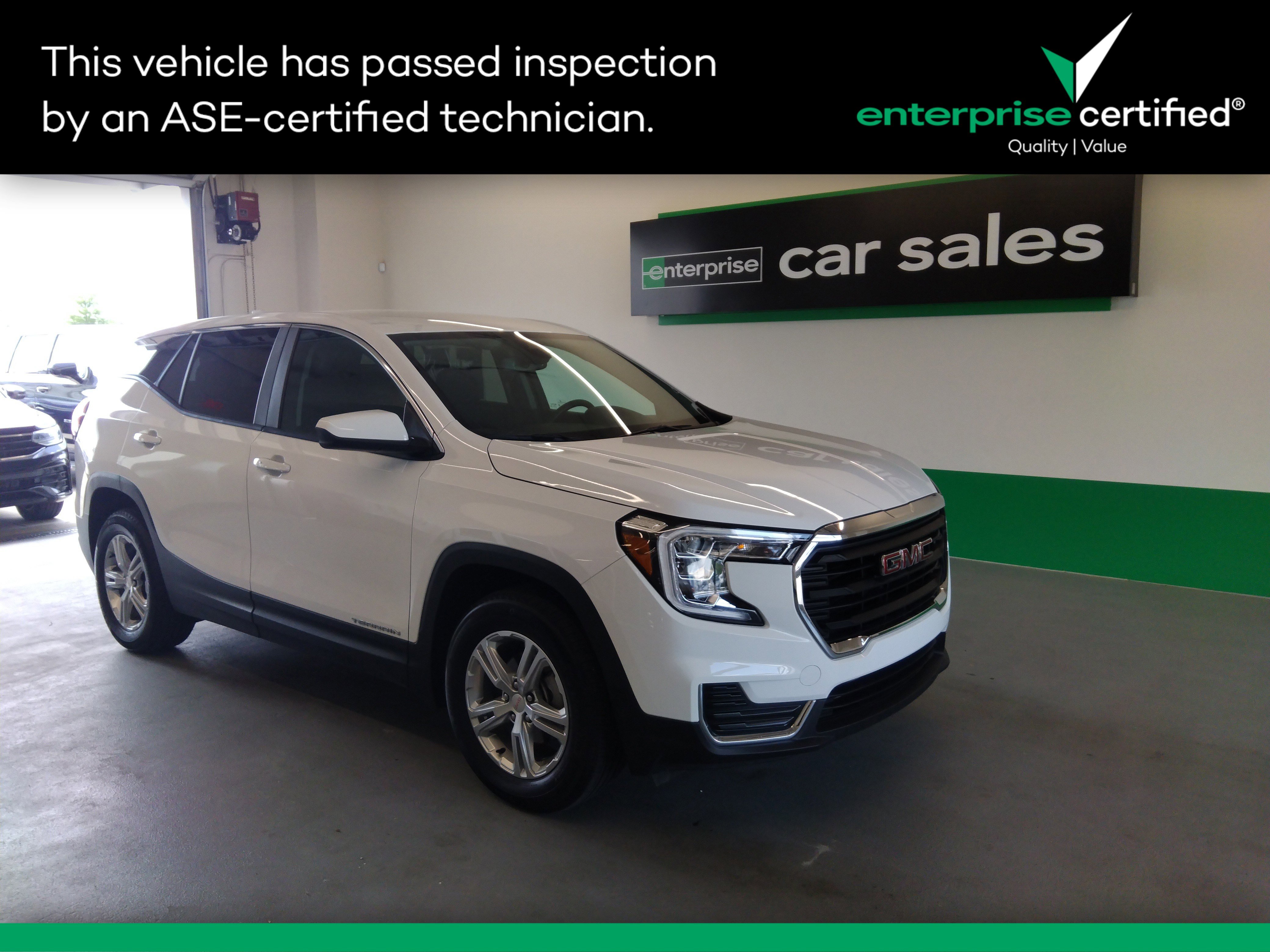 2024 GMC Terrain FWD 4dr SLE