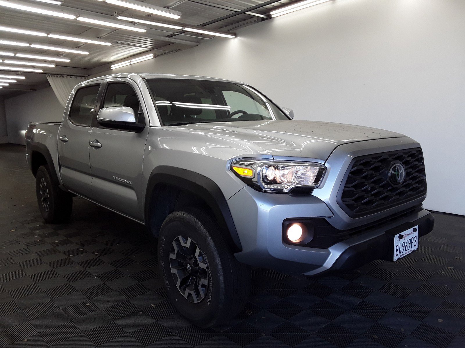 2022 Toyota Tacoma 2WD TRD Off Road Double Cab 5' Bed V6 AT