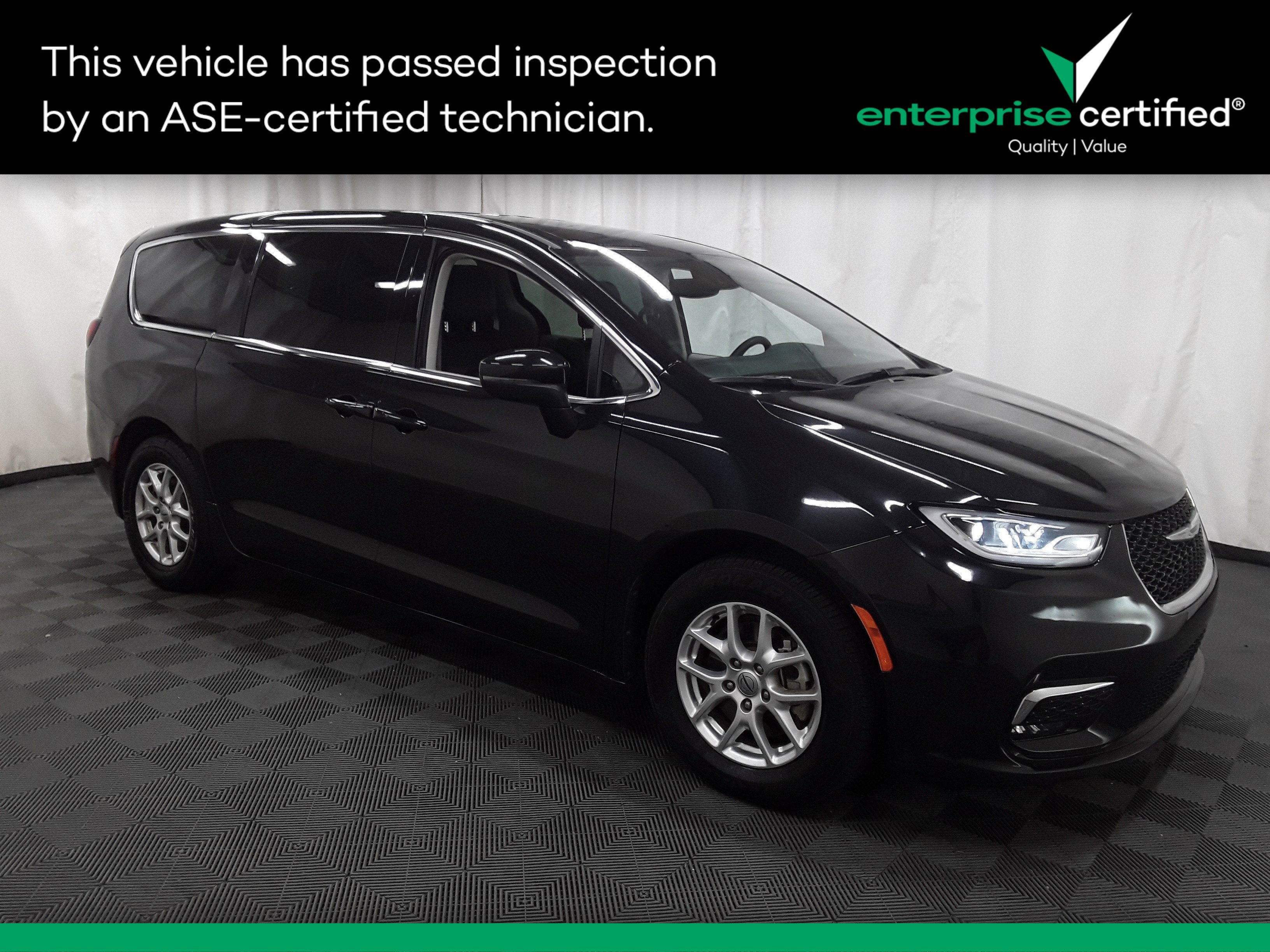 2023 Chrysler Pacifica Touring L FWD