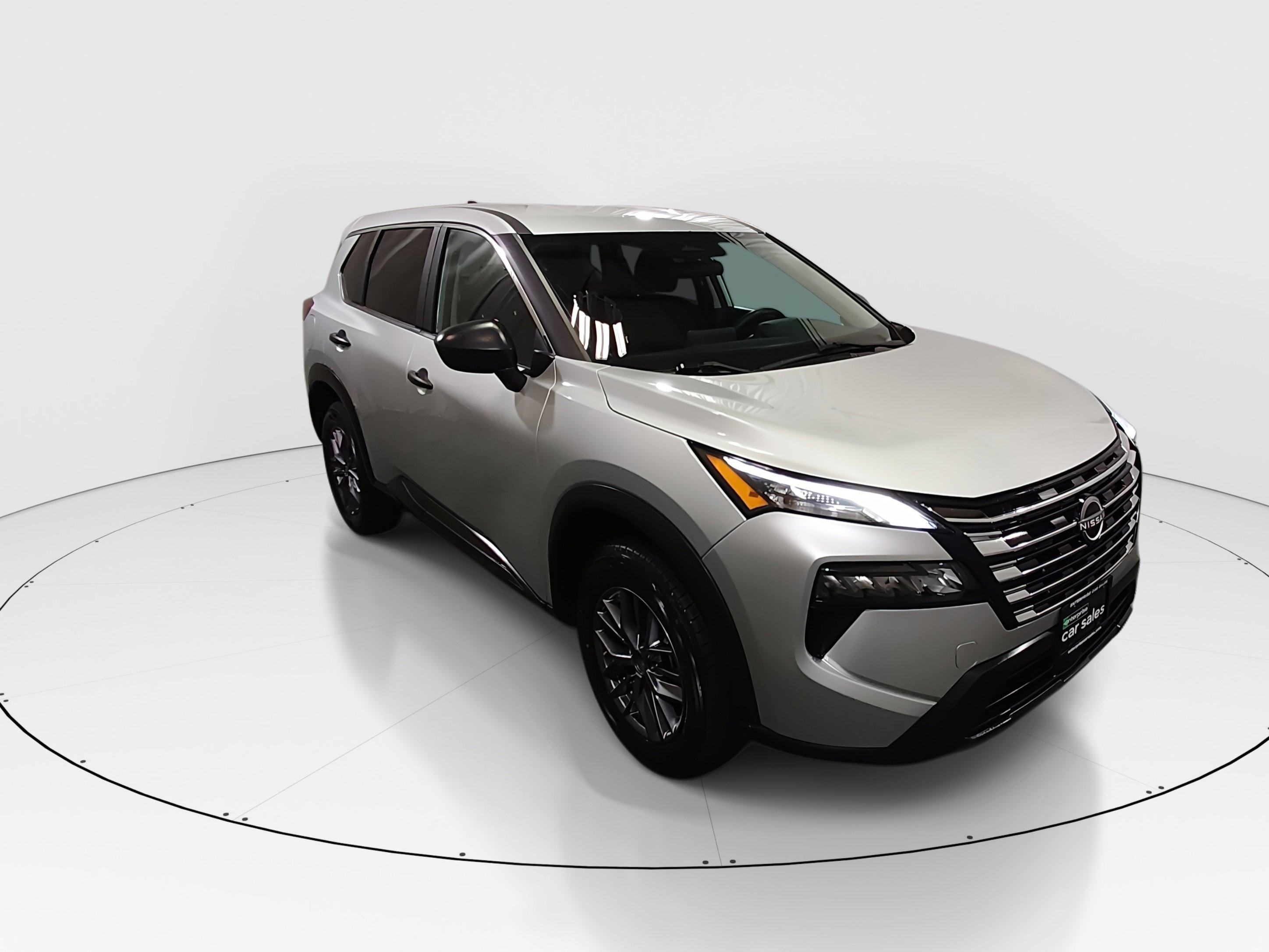 2024 Nissan Rogue S's photo