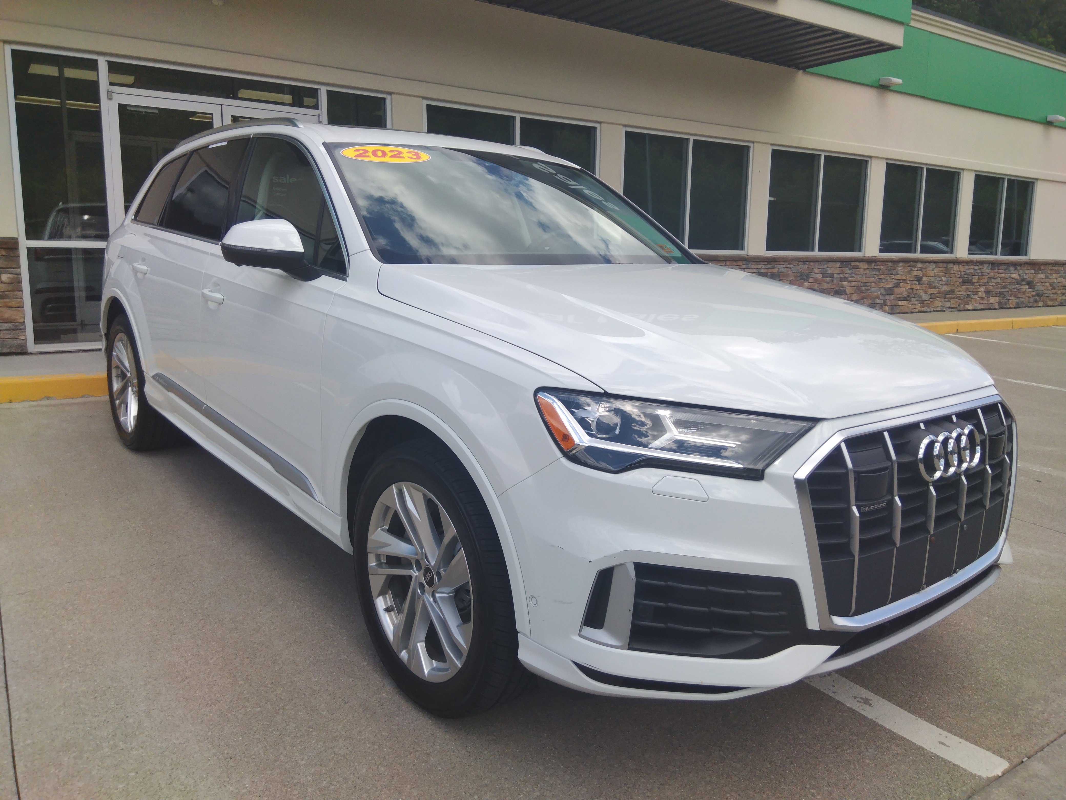 2023 Audi Q7 Premium Plus 55 TFSI quattro