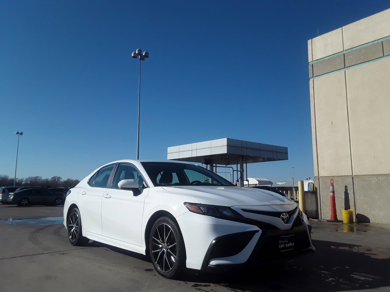 2021 Toyota Camry SE Auto