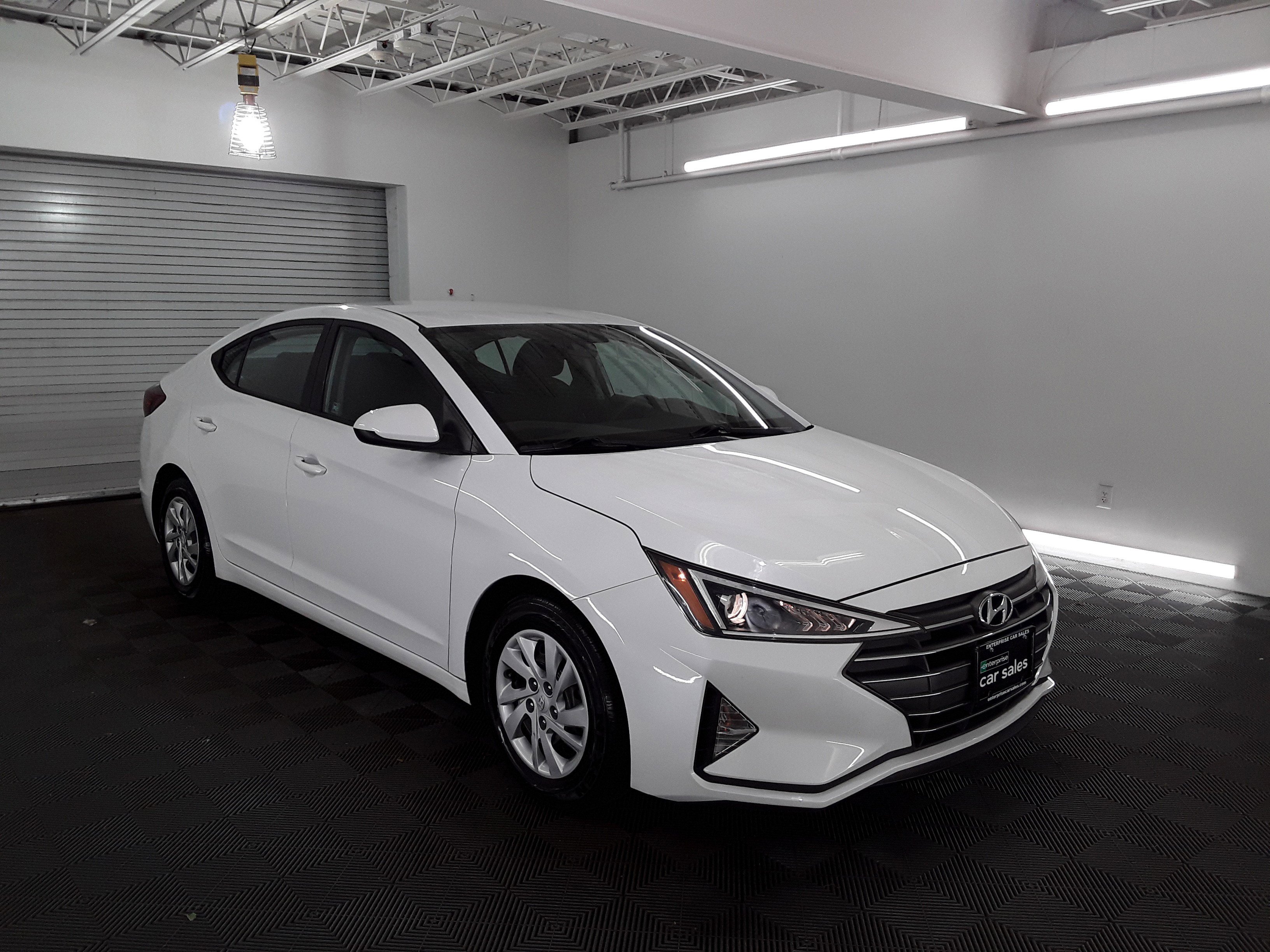 2020 Hyundai Elantra SE IVT