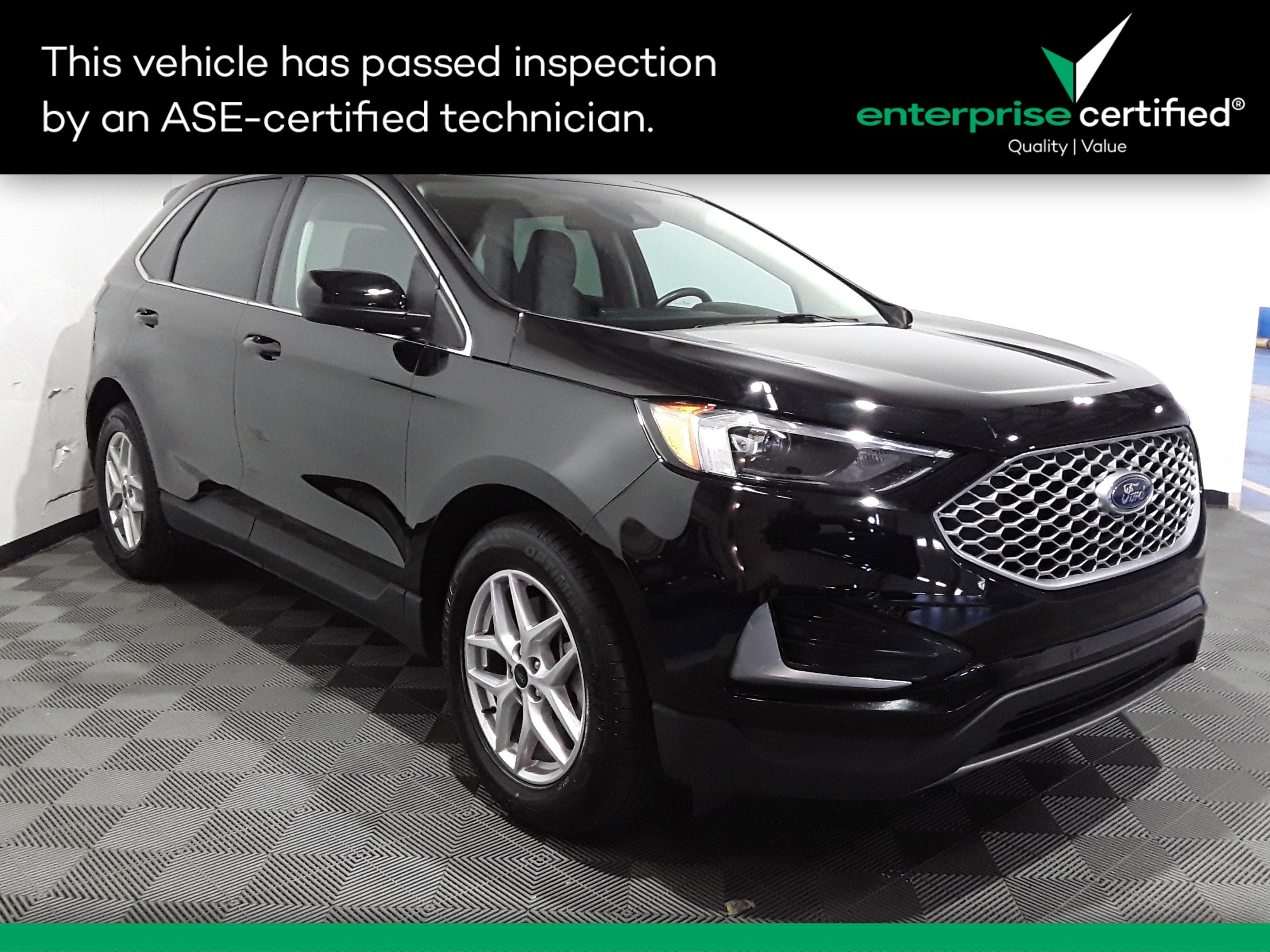 2023 Ford Edge SEL's photo