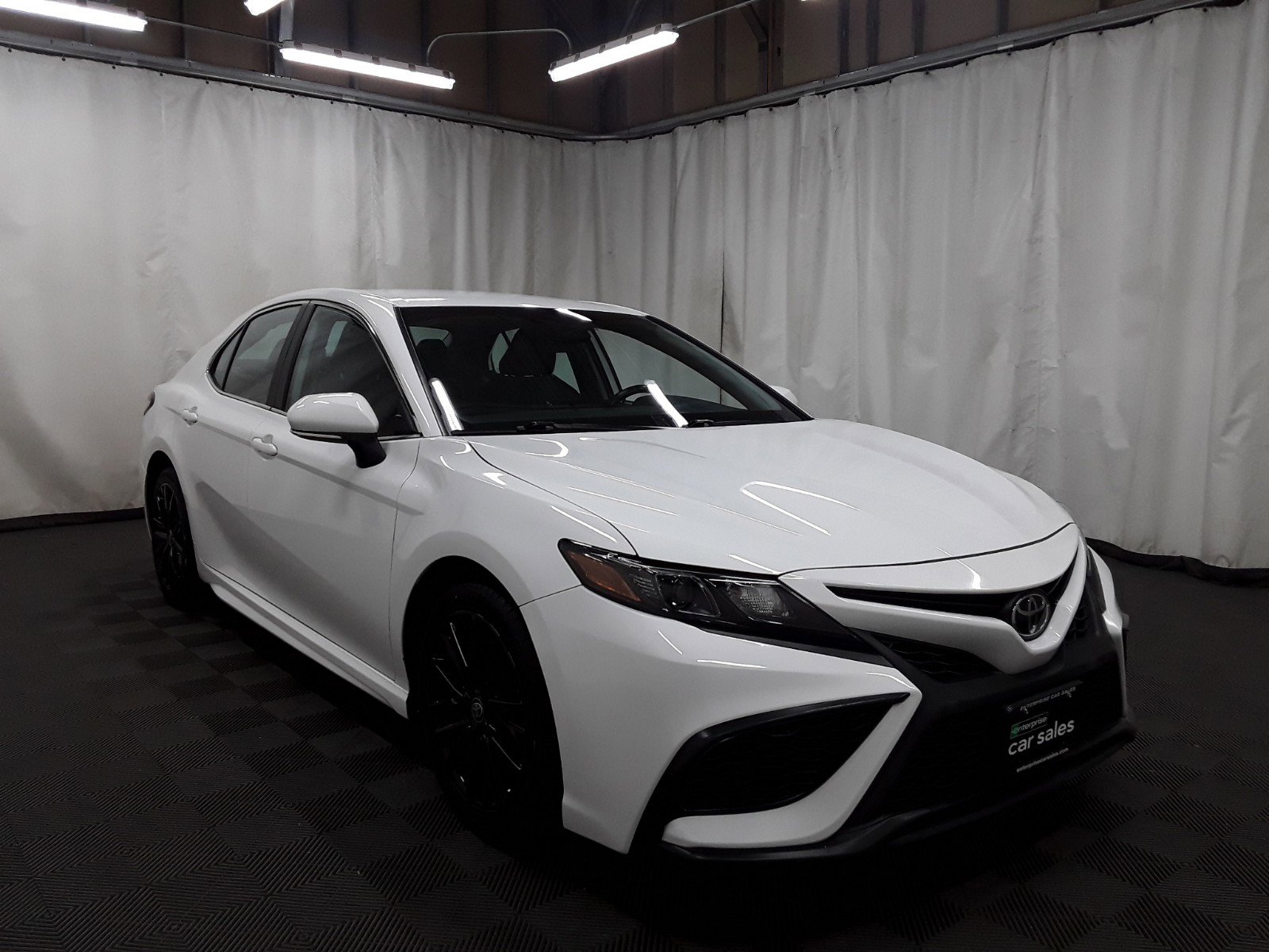 2022 Toyota Camry SE Auto