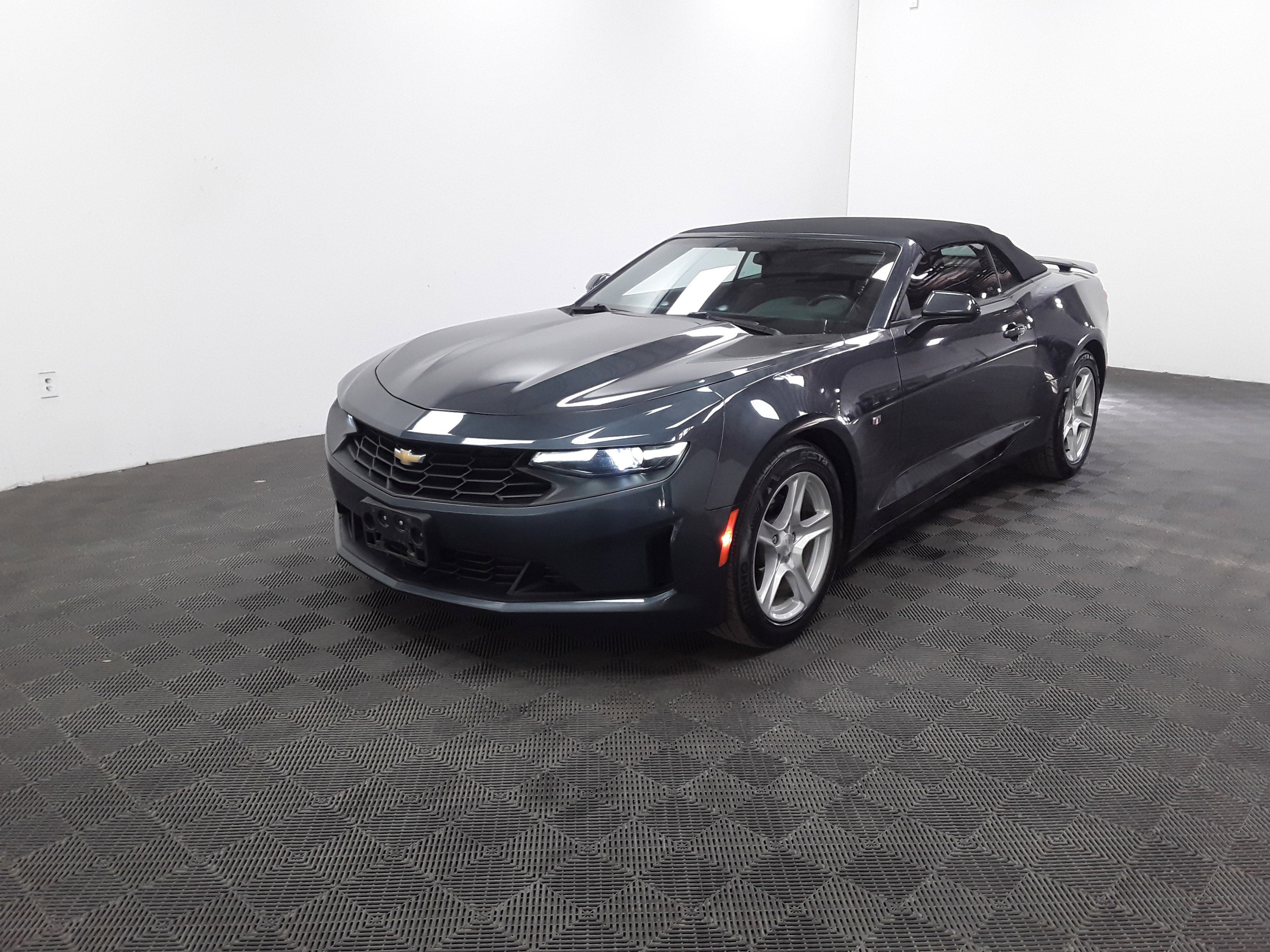 Image 4 of Used 2023 Chevrolet Camaro 2dr Conv 1LT