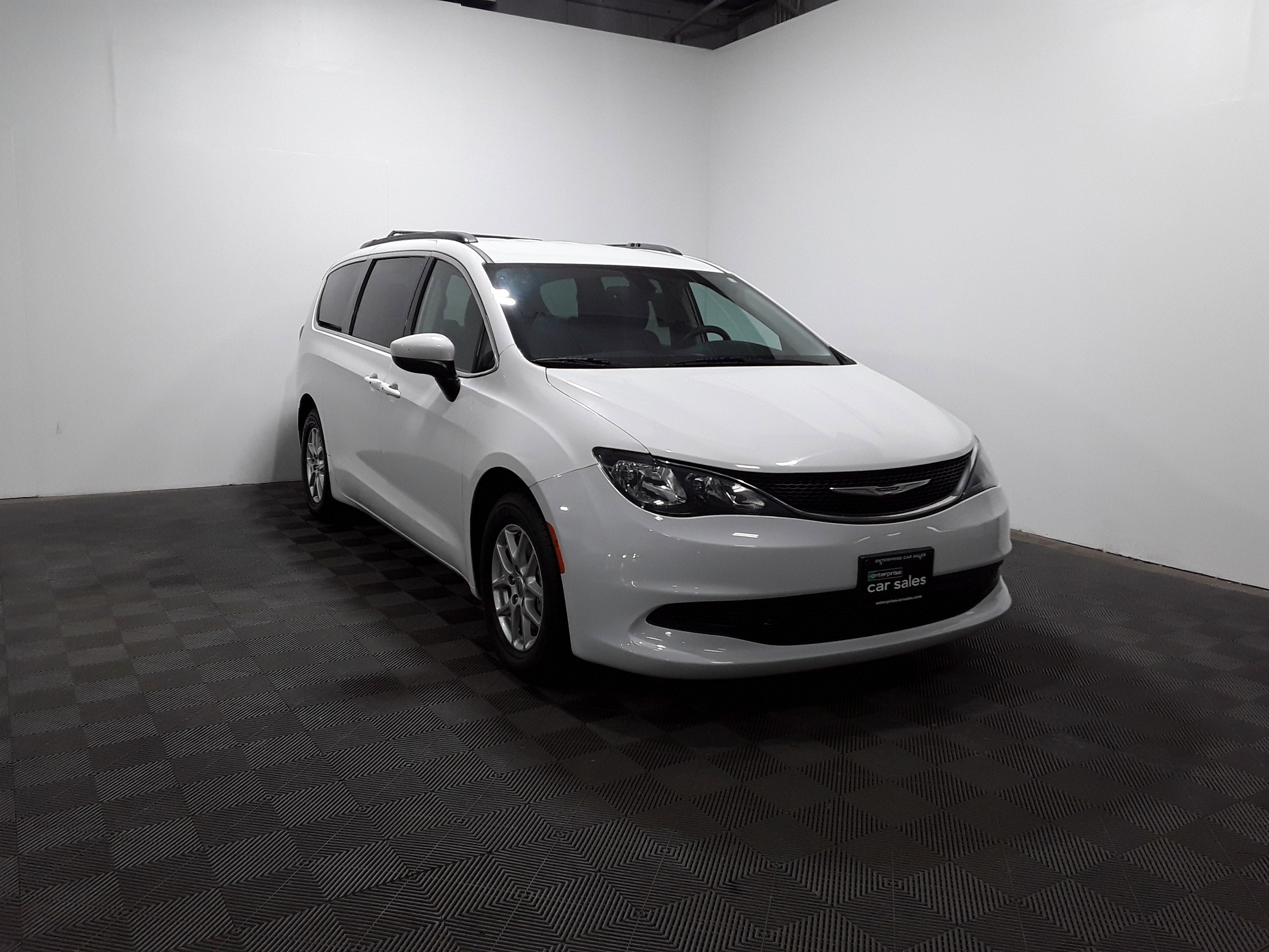 2021 Chrysler Voyager LXI FWD