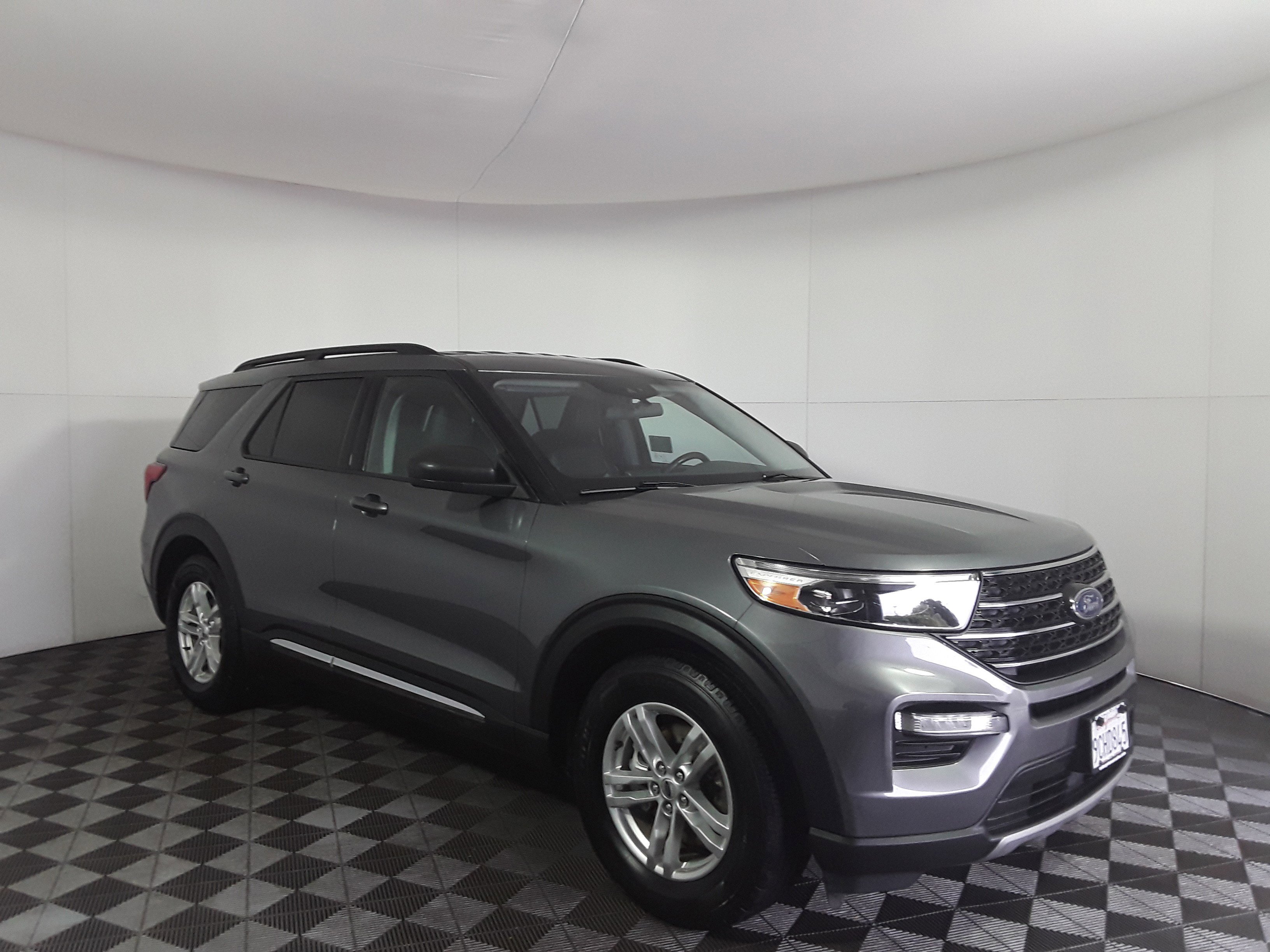 2022 Ford Explorer XLT RWD