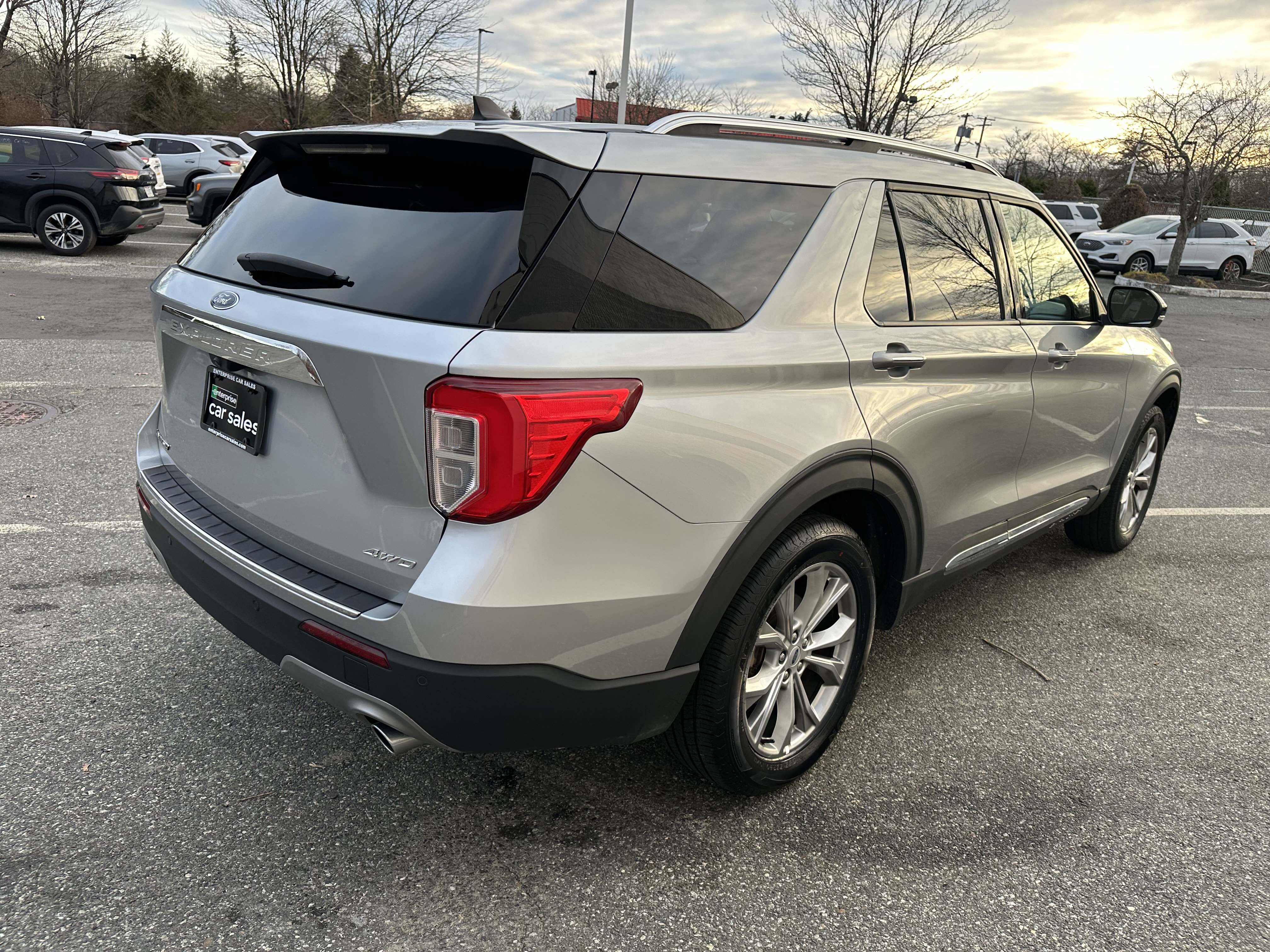 Image of Used 2023 Ford Explorer Limited 4WD