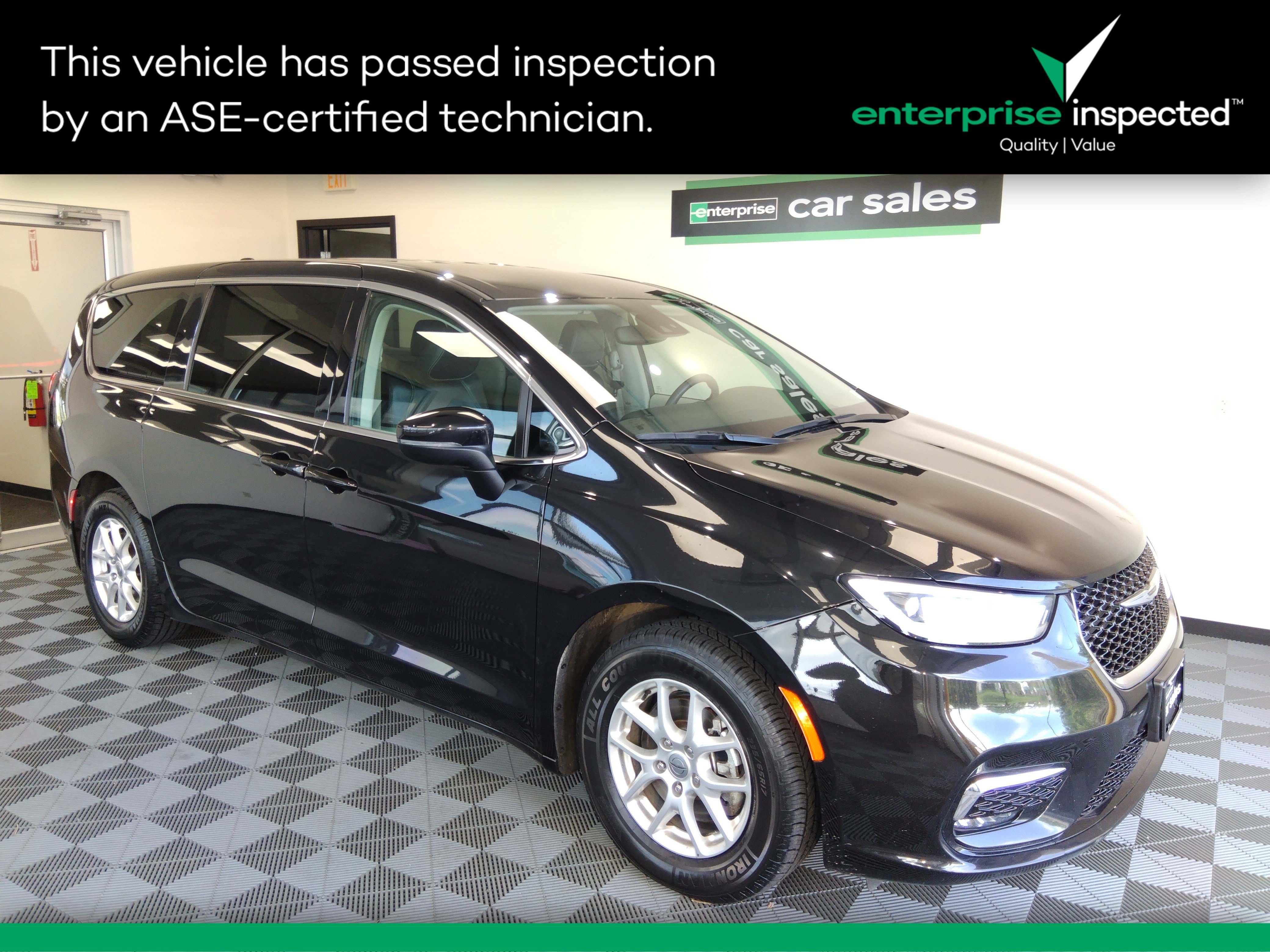 2023 Chrysler Pacifica Touring L FWD