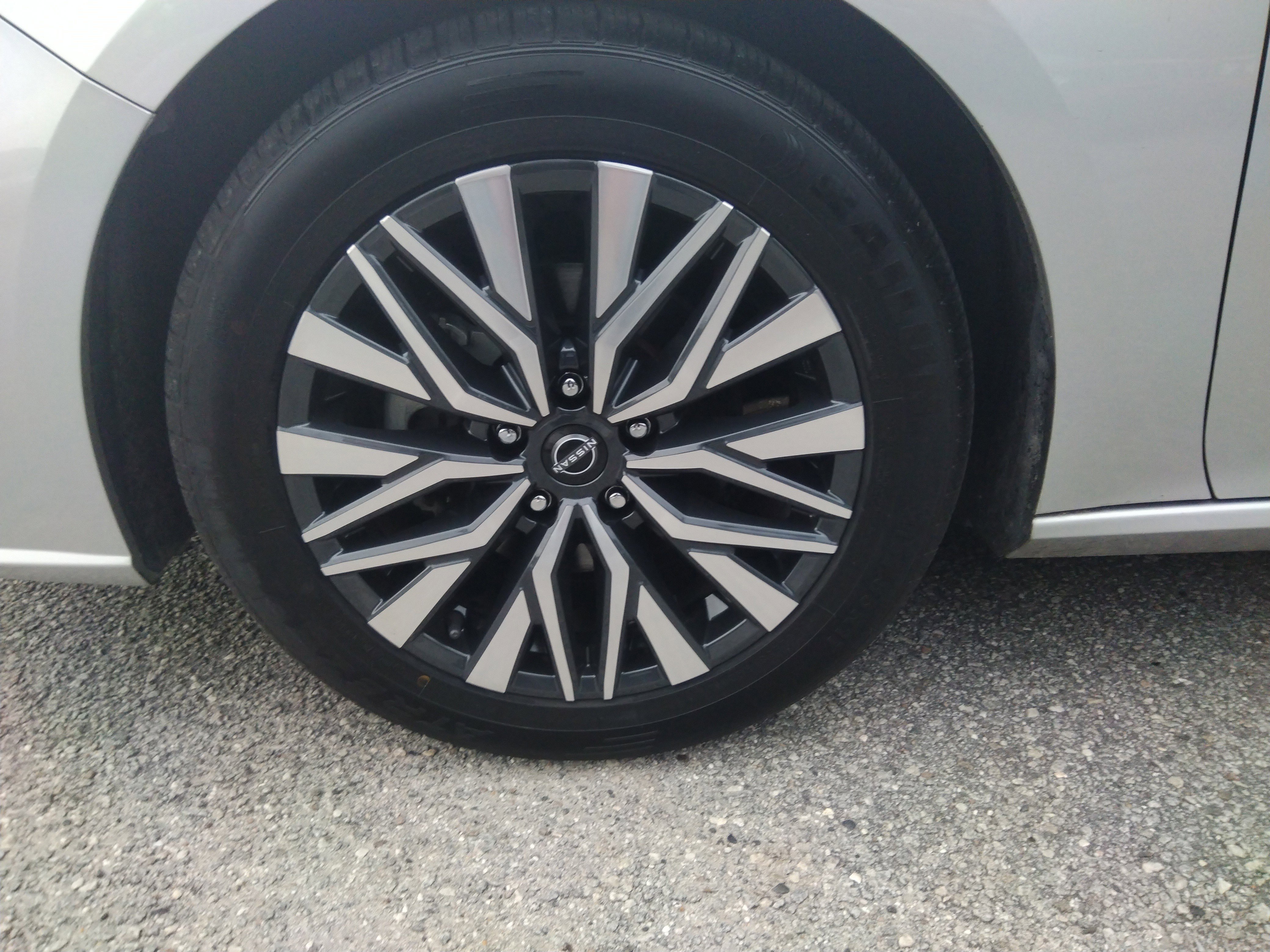 Image of Used 2023 Nissan Altima 2.5 SV Sedan