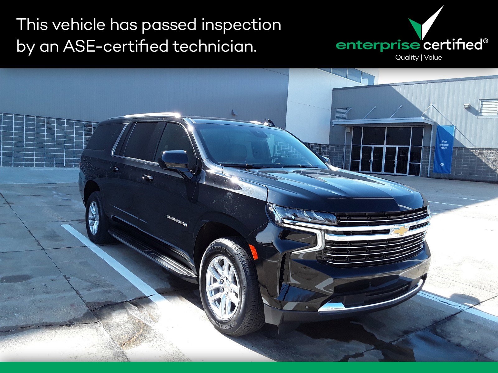 2023 Chevrolet Suburban 4WD 4dr LT