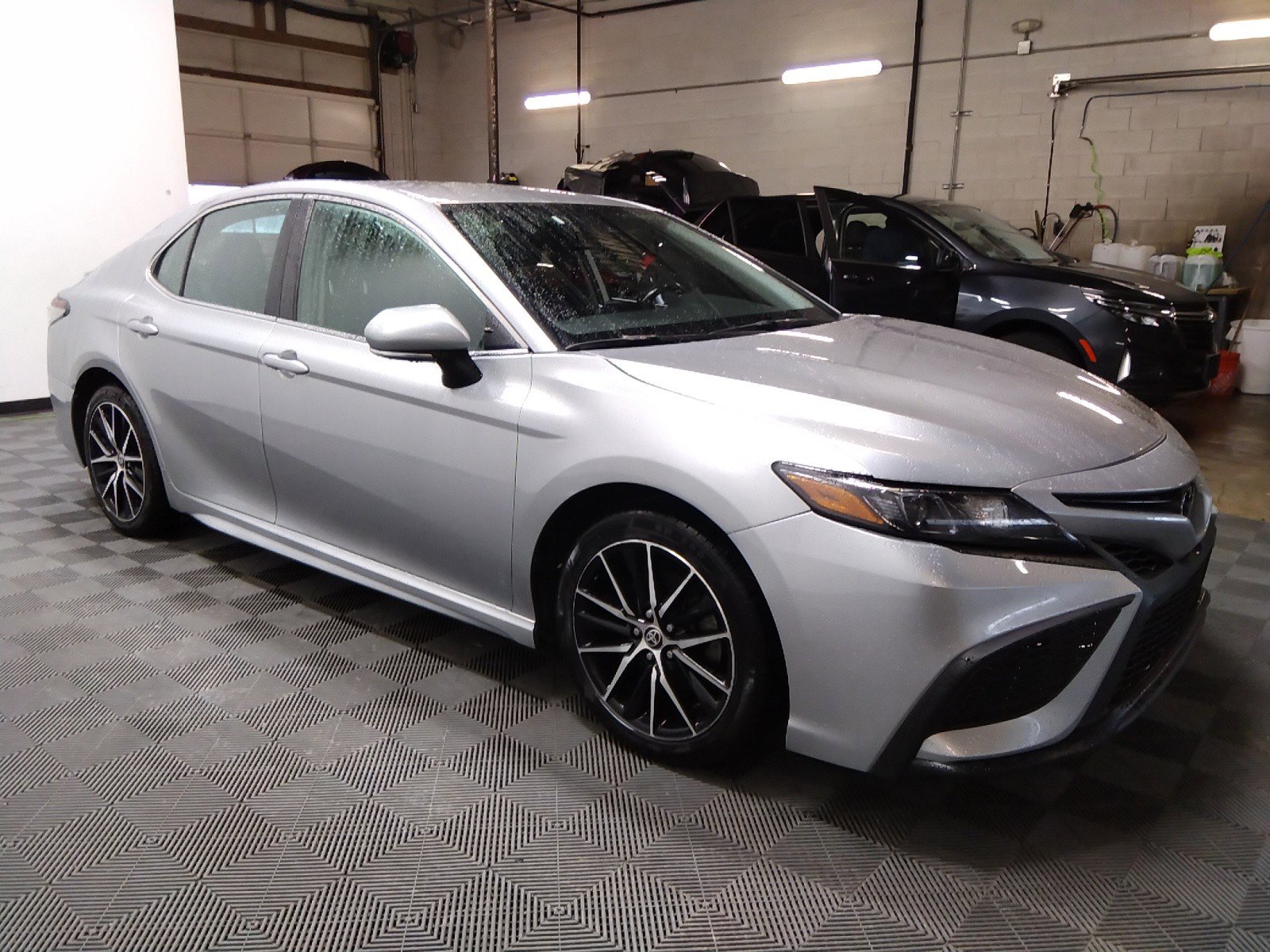 2022 Toyota Camry SE Auto