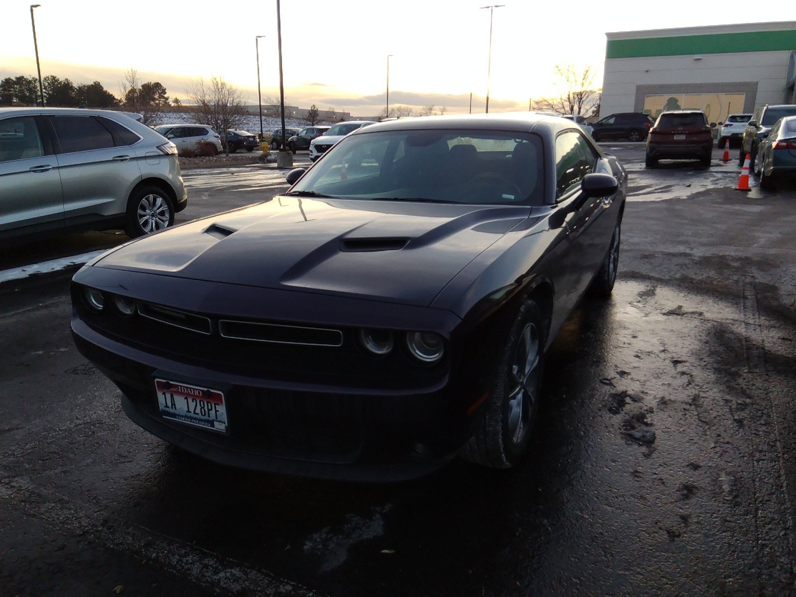 2022 Dodge Challenger SXT AWD