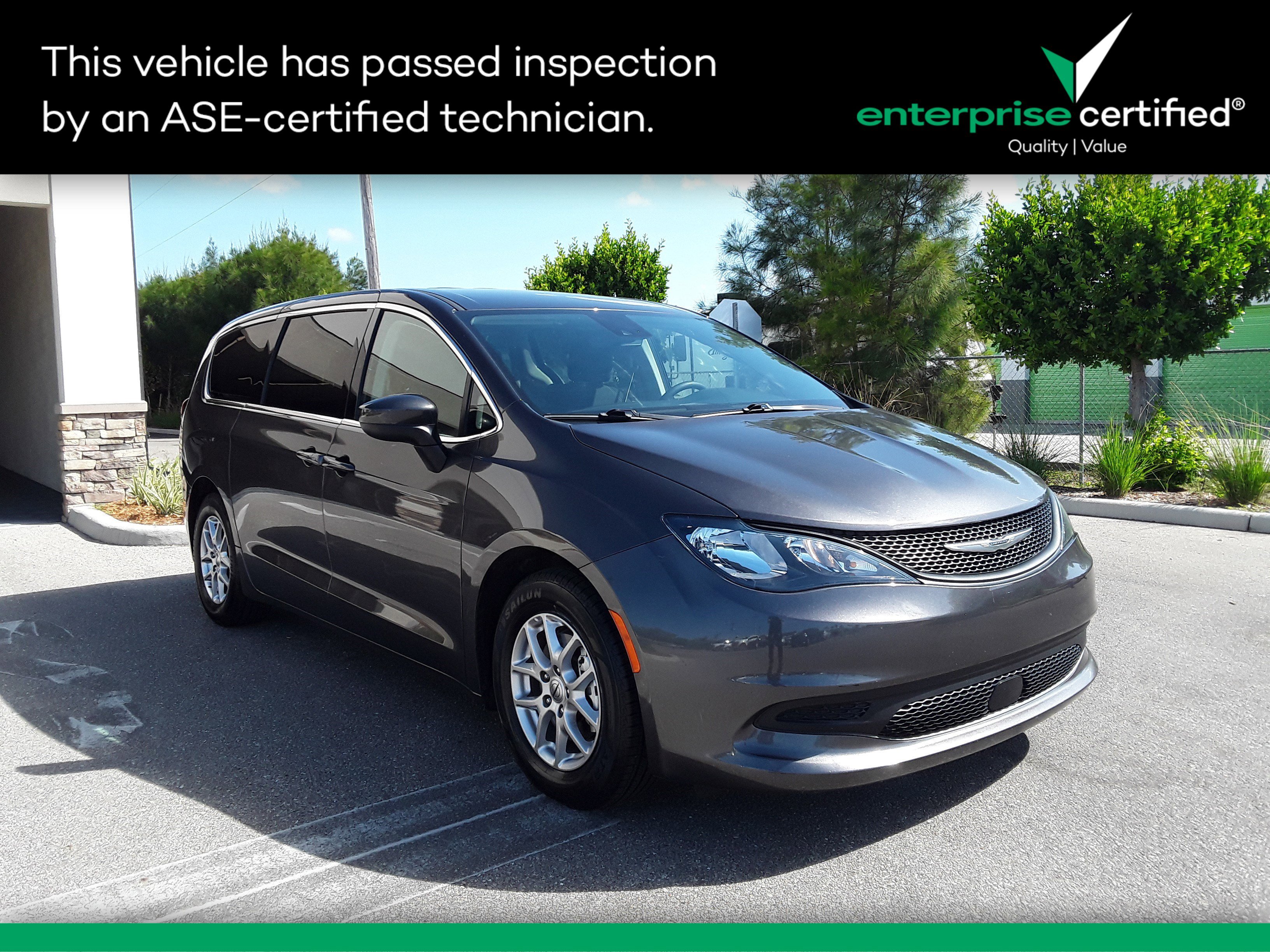 2023 Chrysler Voyager LX FWD