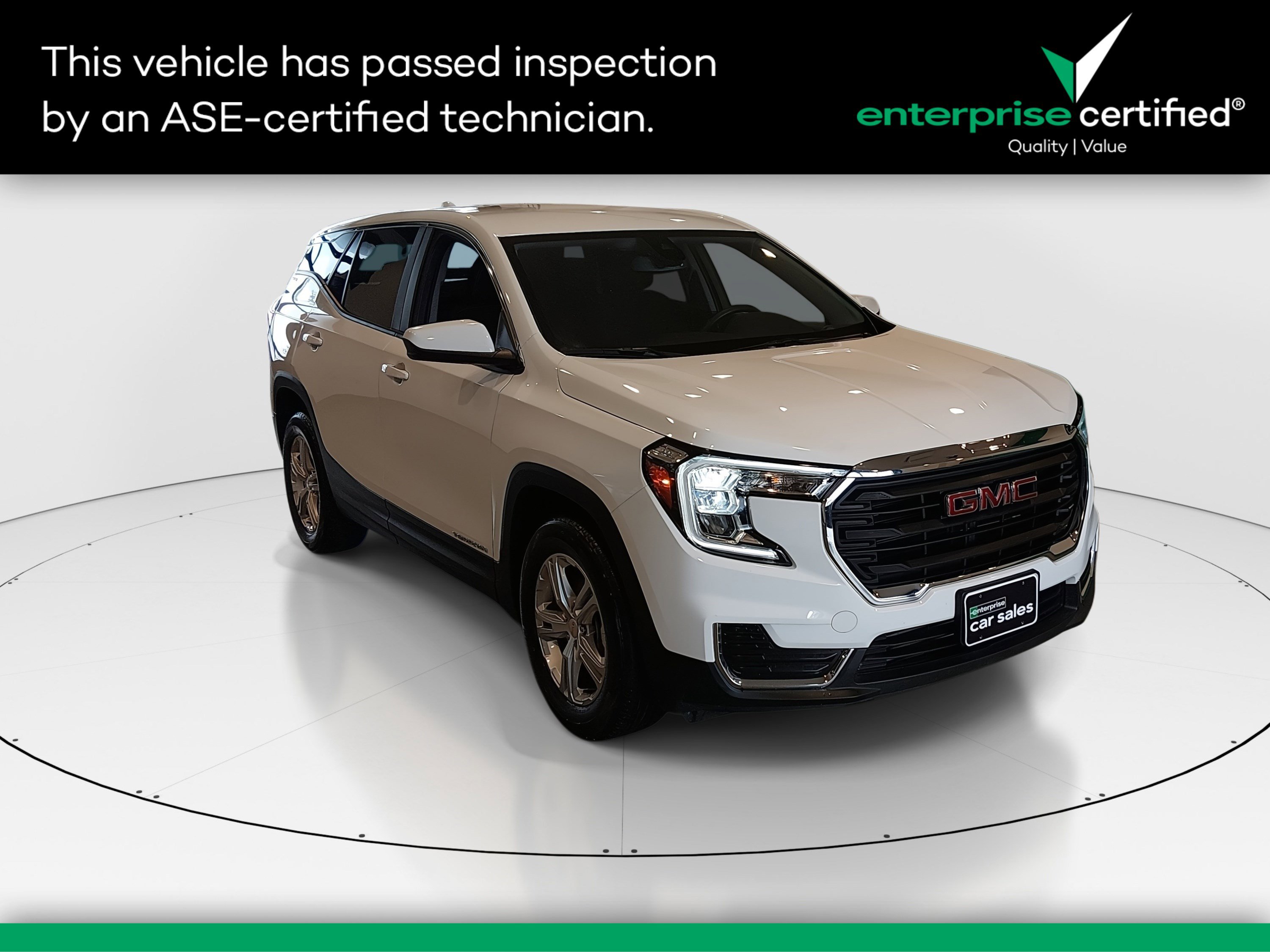 2024 GMC Terrain SLE's photo